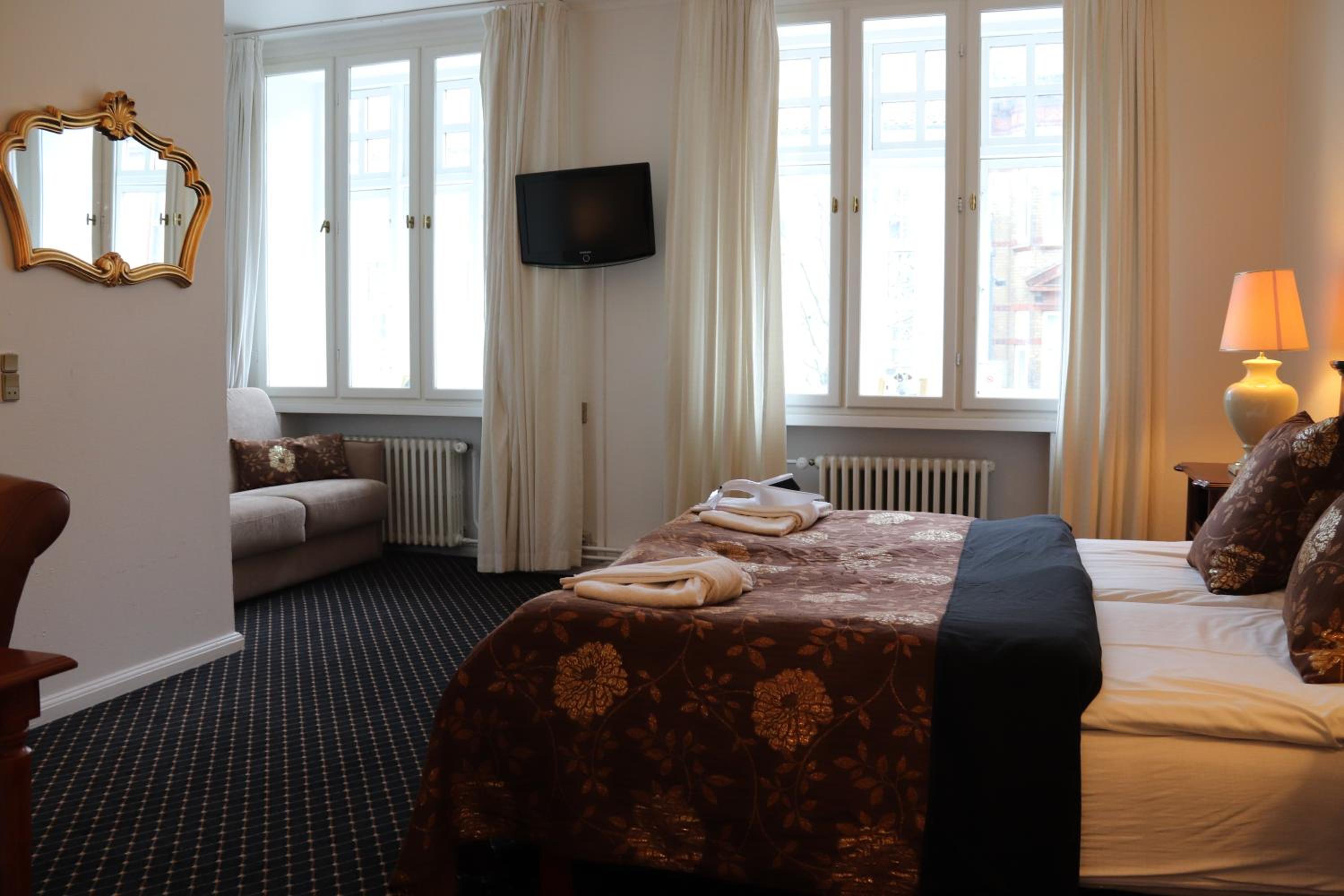 Comfort Double Room - Photo 9