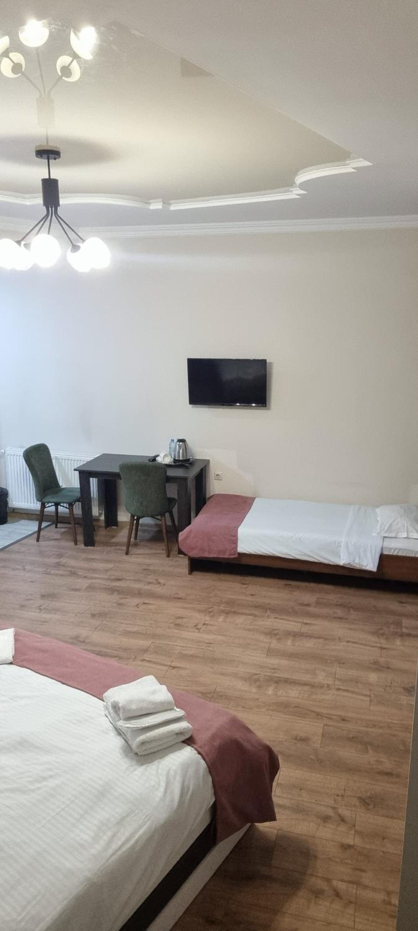 Triple Room with Balcony - Photo 7