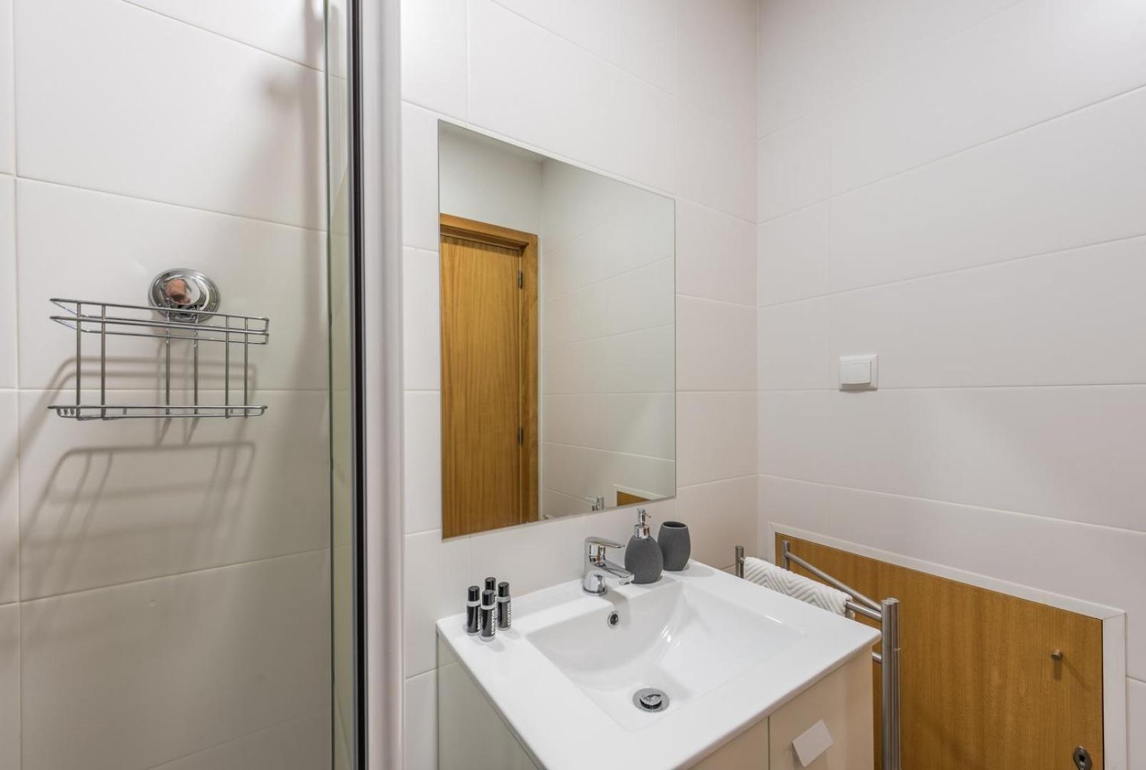 Apartment - Photo 4