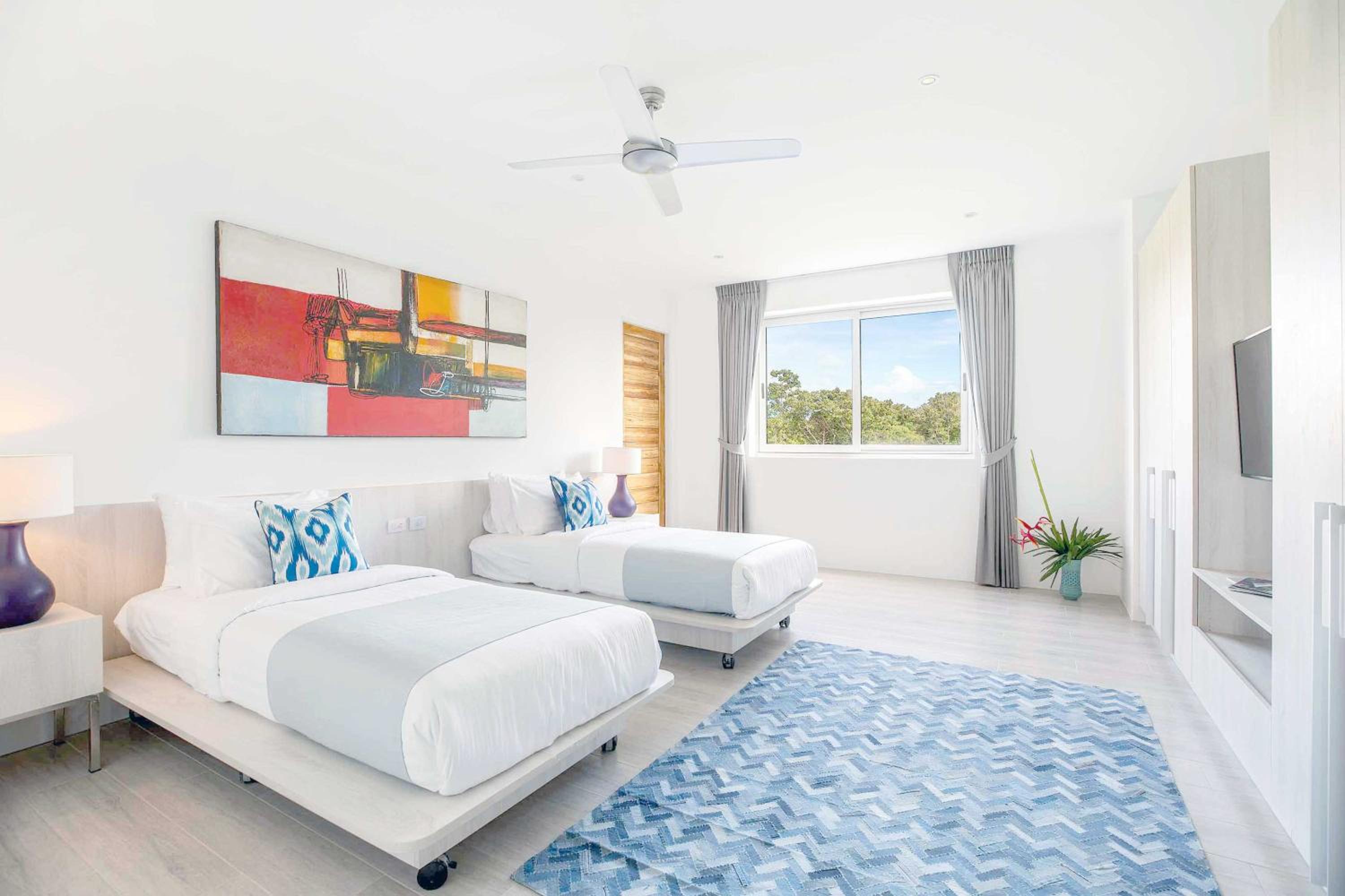 Luxury Villa 8, Private Infinity Pool with Fabulous Sunsets Ocean Views, Games Room, Gym, Cinema. photo 2