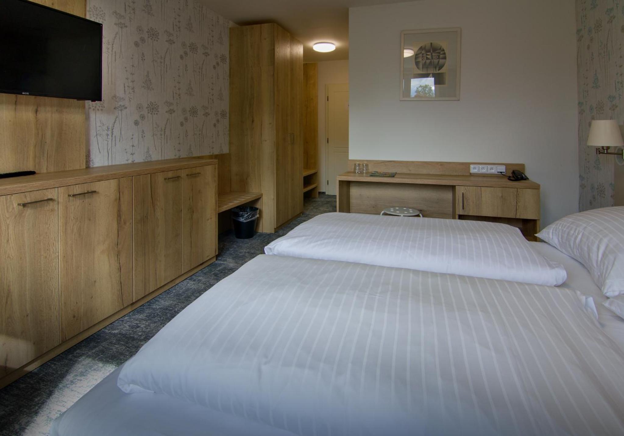 Economy Double Room (Annex Building) - Photo 2