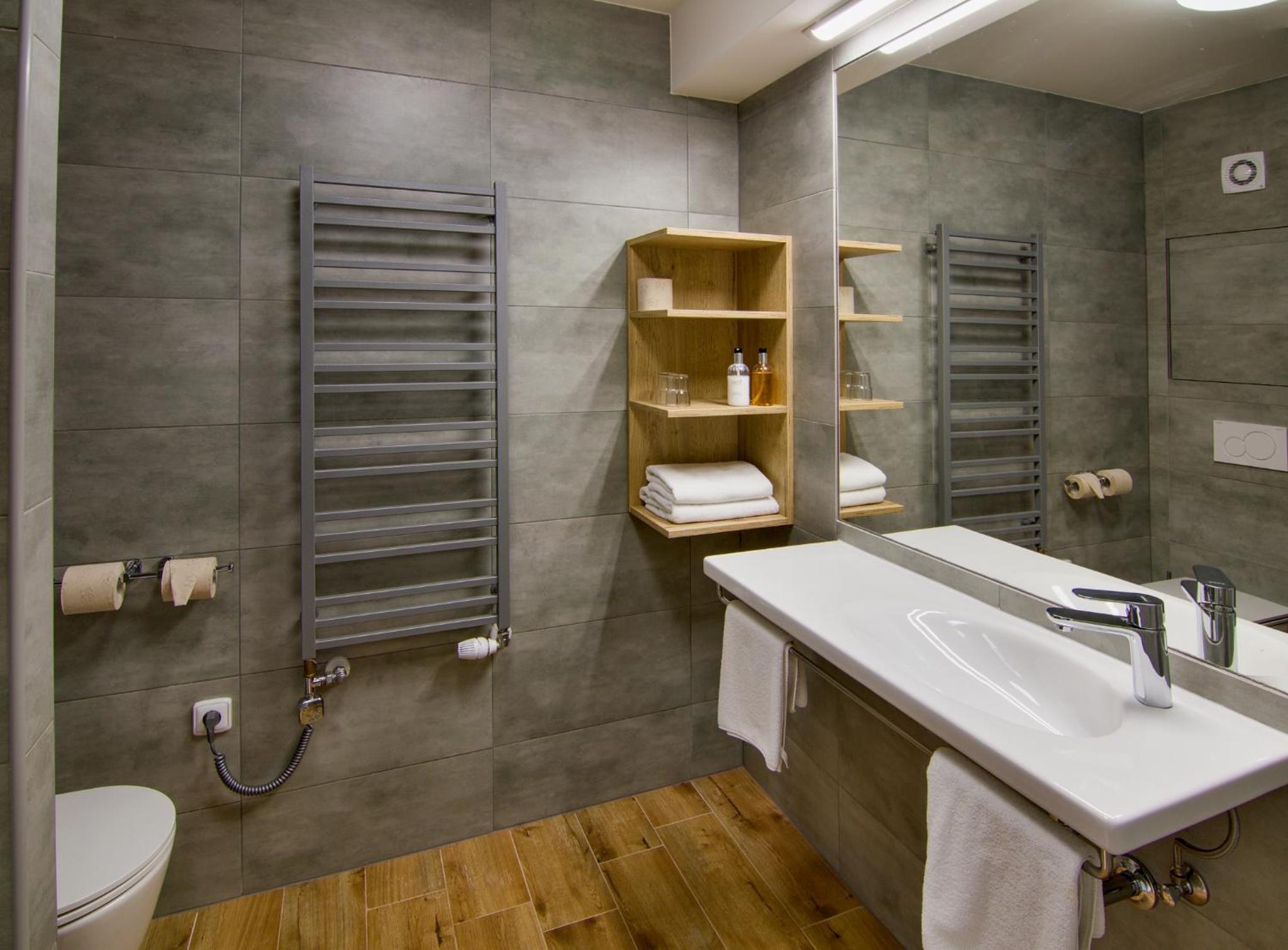 Economy Double Room (Annex Building) - Photo 5