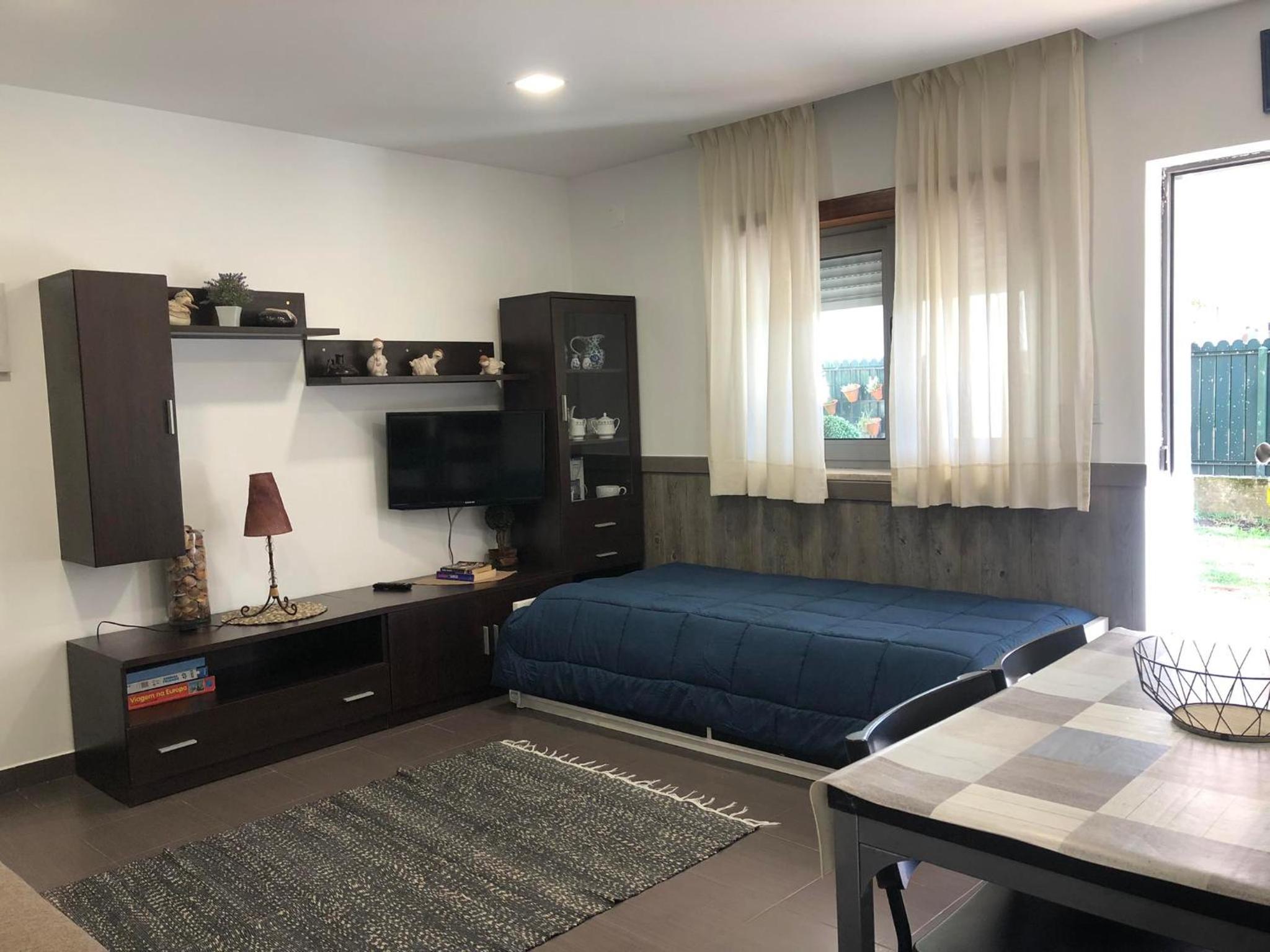One-Bedroom House photo 2