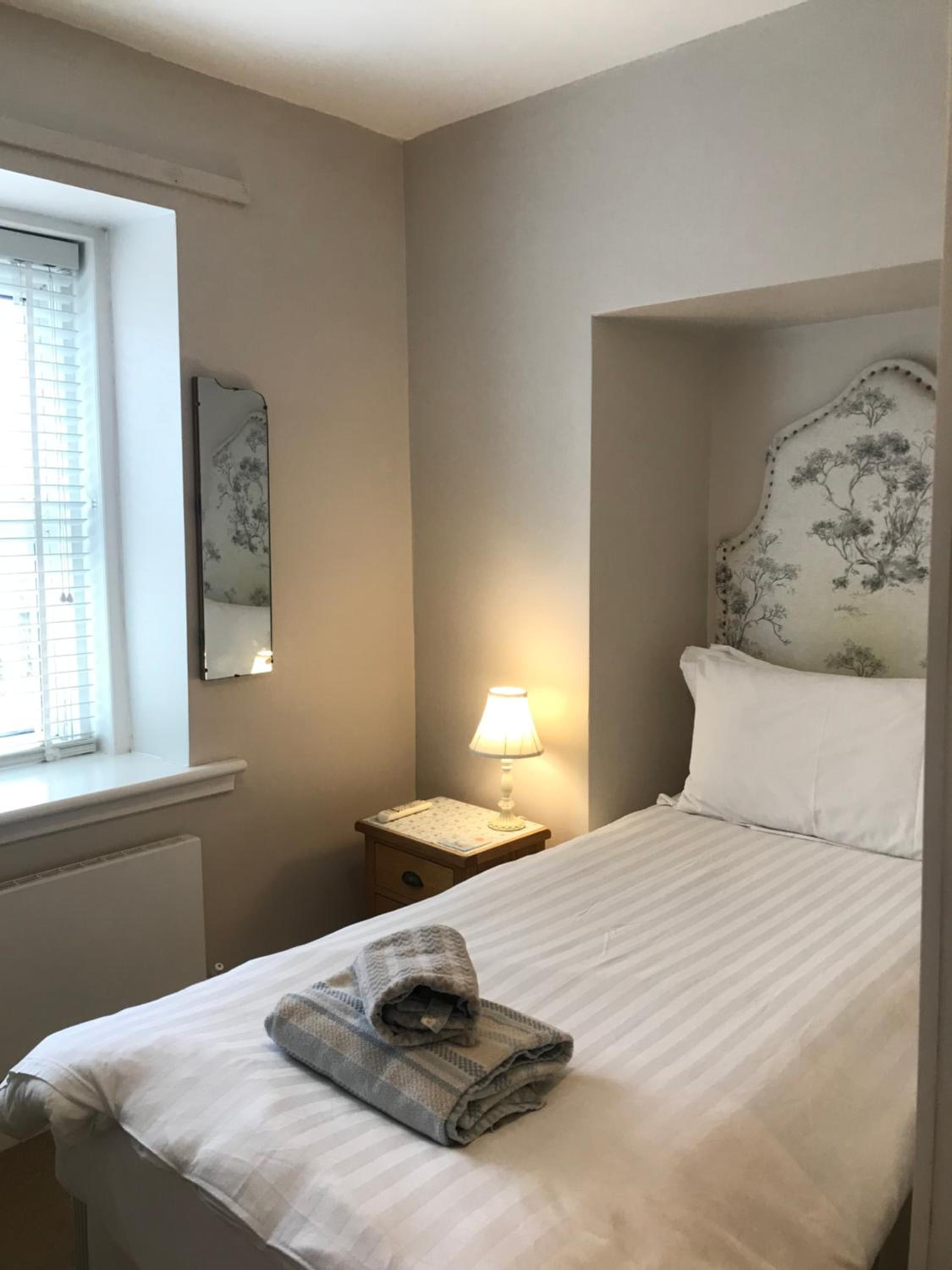 Single Room photo 1