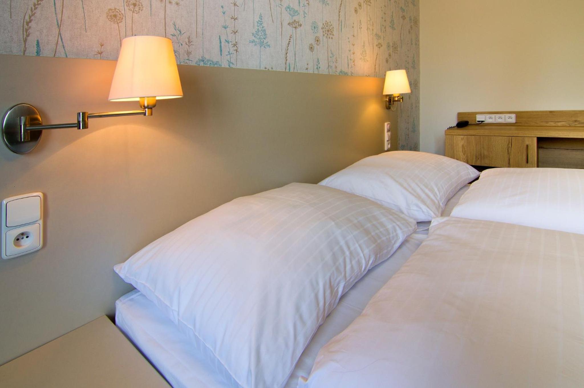 Economy Double Room (Annex Building) - Photo 1