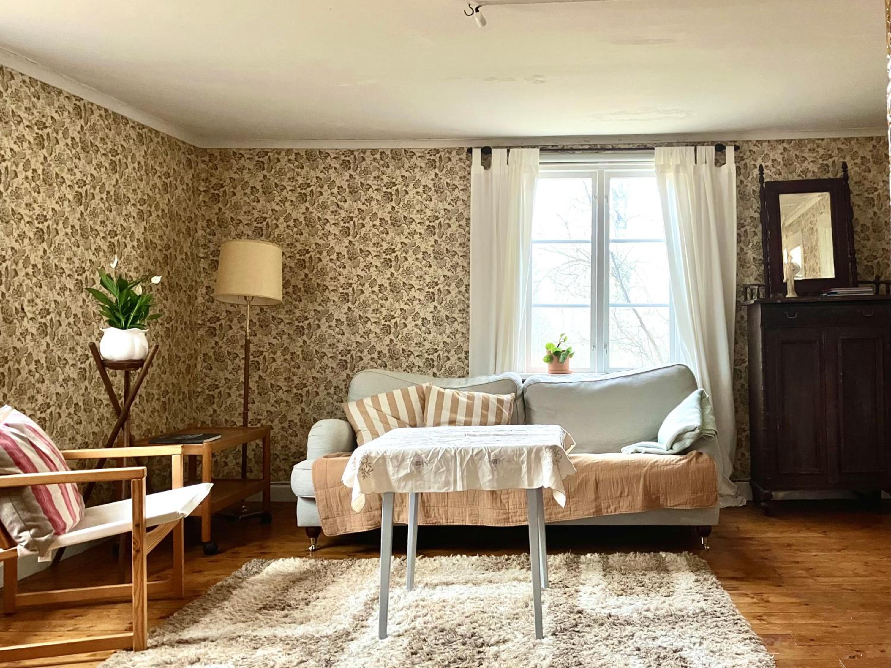 One-Bedroom House photo 1