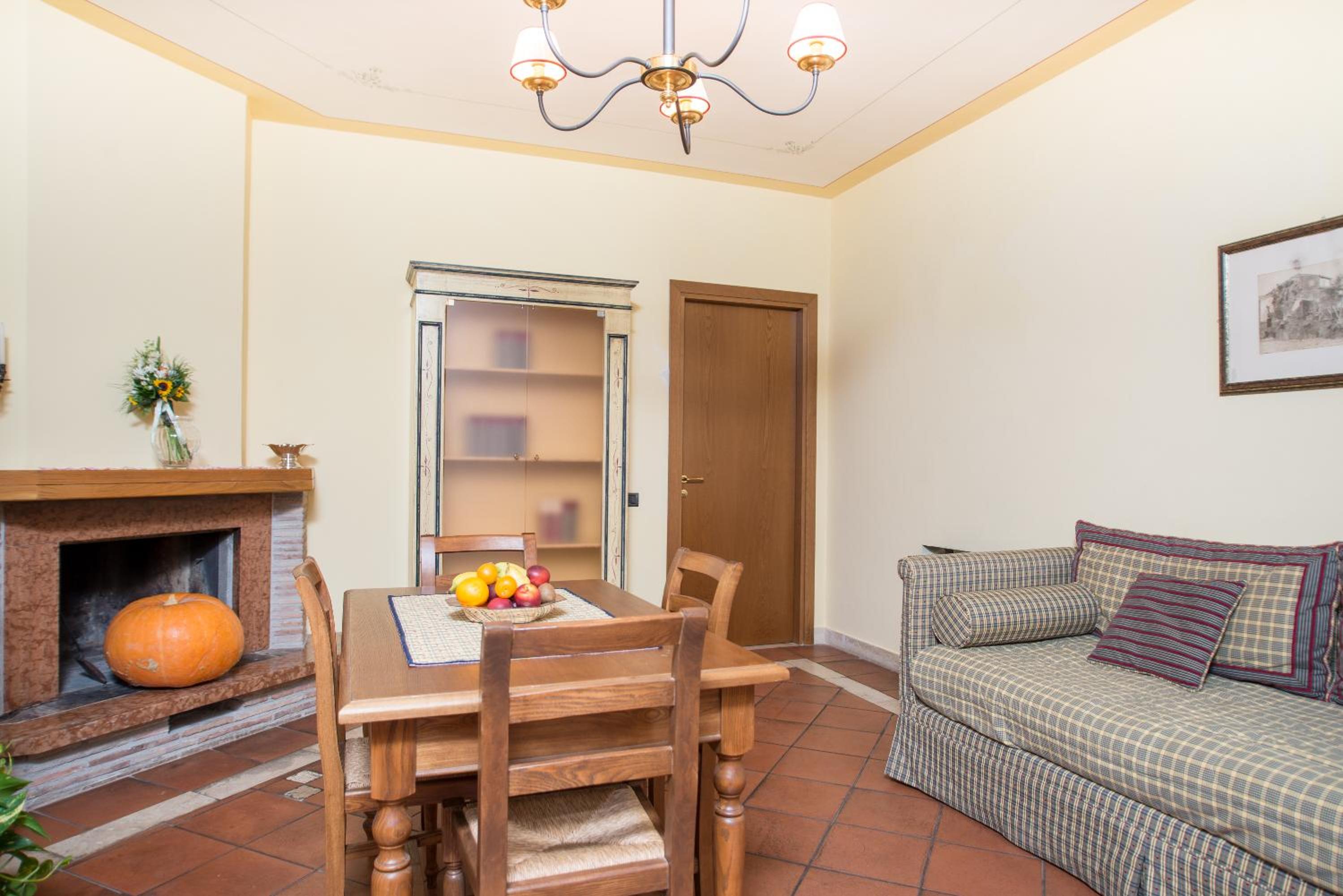 Quadruple Room - Photo 3