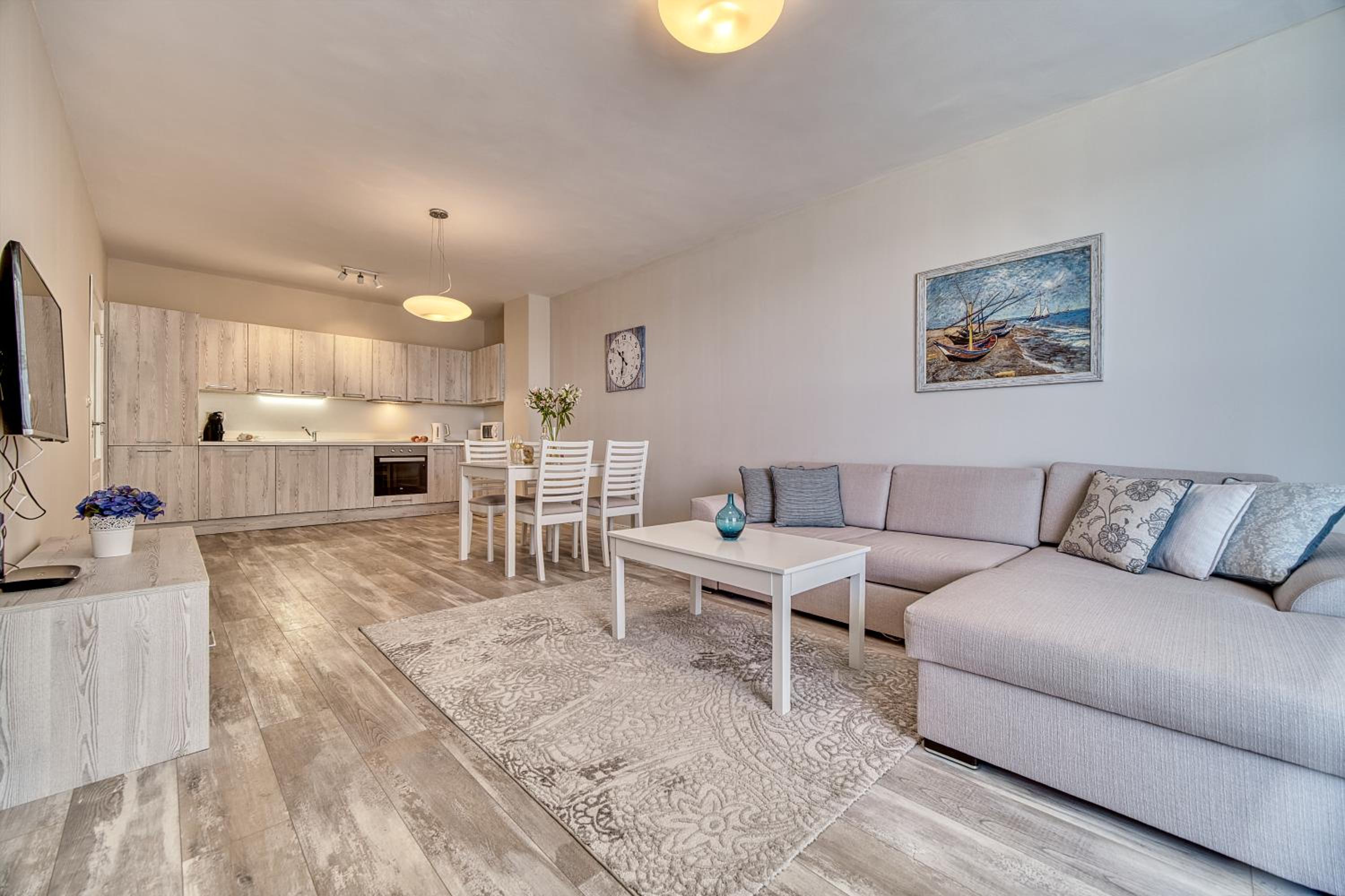 Studio Apartment With Sea View