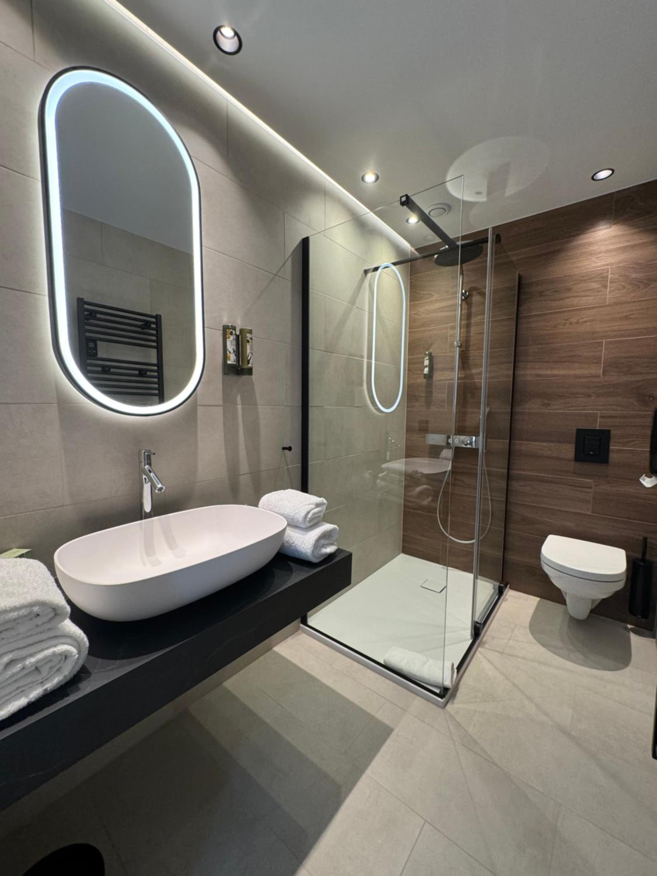 Standard Double Room - Photo 5