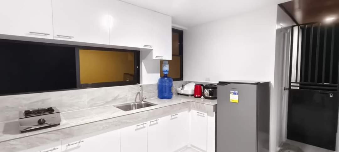 One-Bedroom Apartment - Non-Smoking photo 2