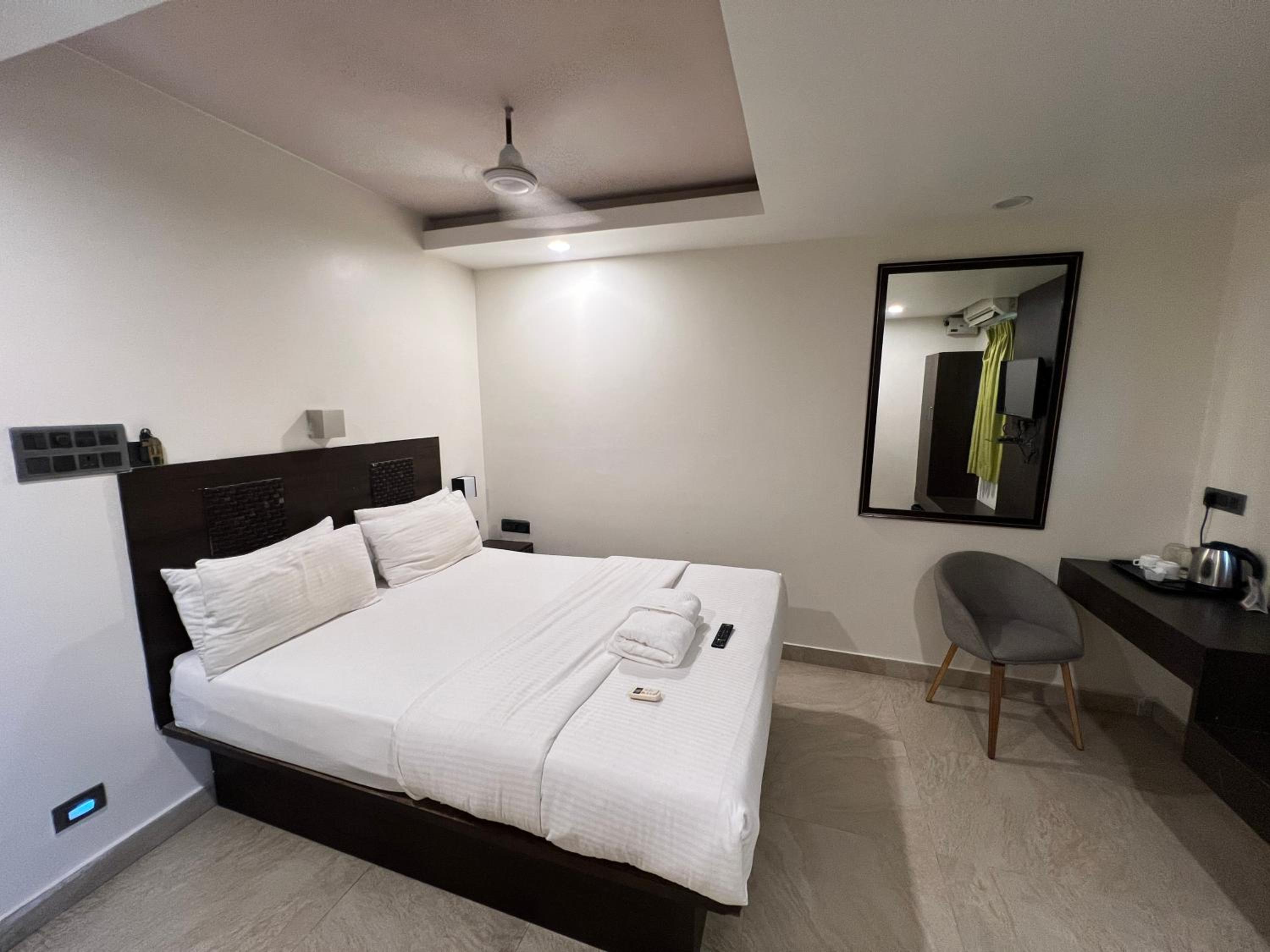 Standard Double Room photo 2