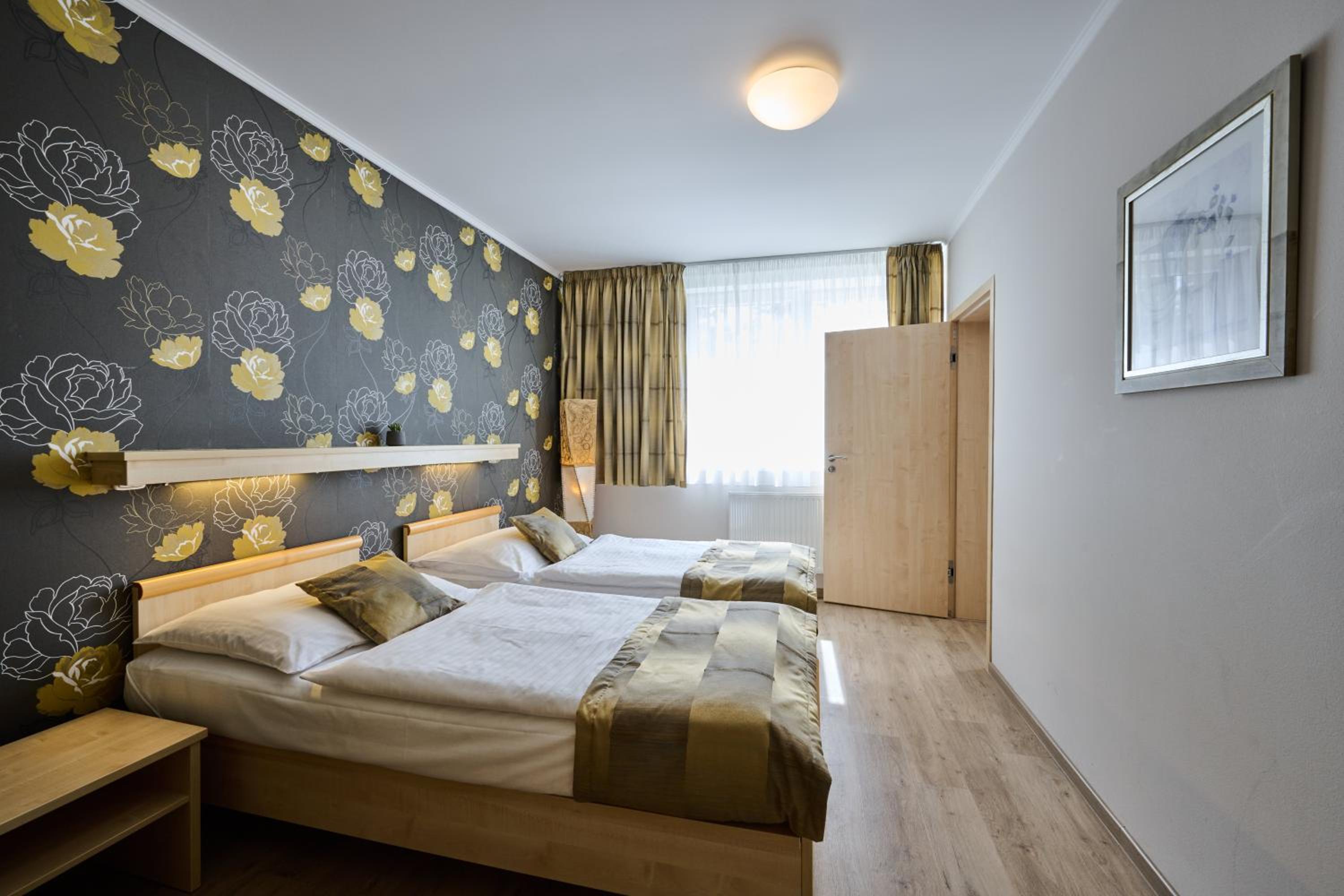 Double or Twin Room photo 2