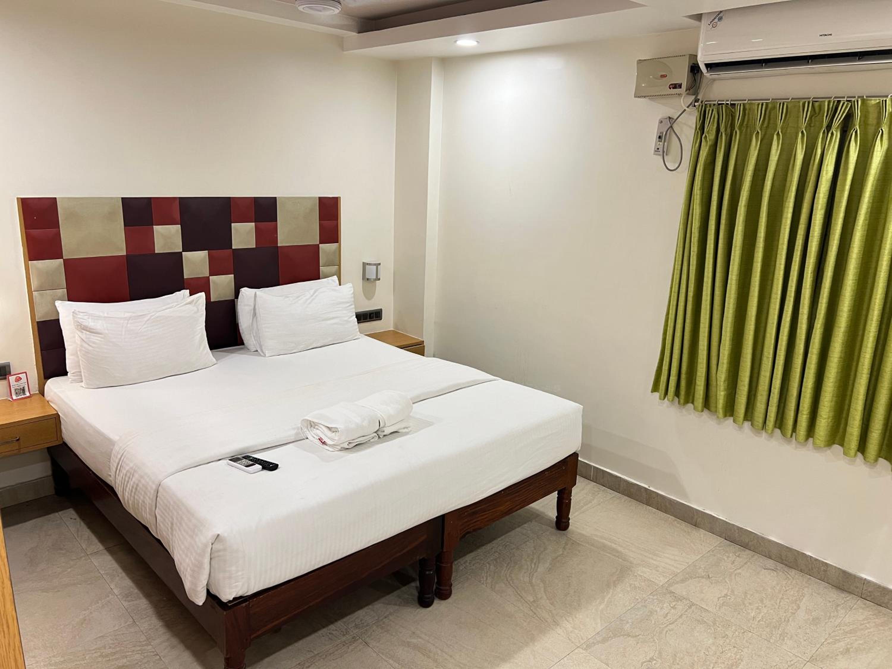 Deluxe Double Room photo 3