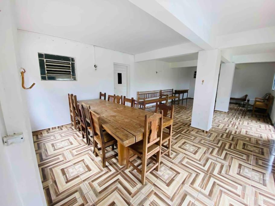 Four-Bedroom House photo 3