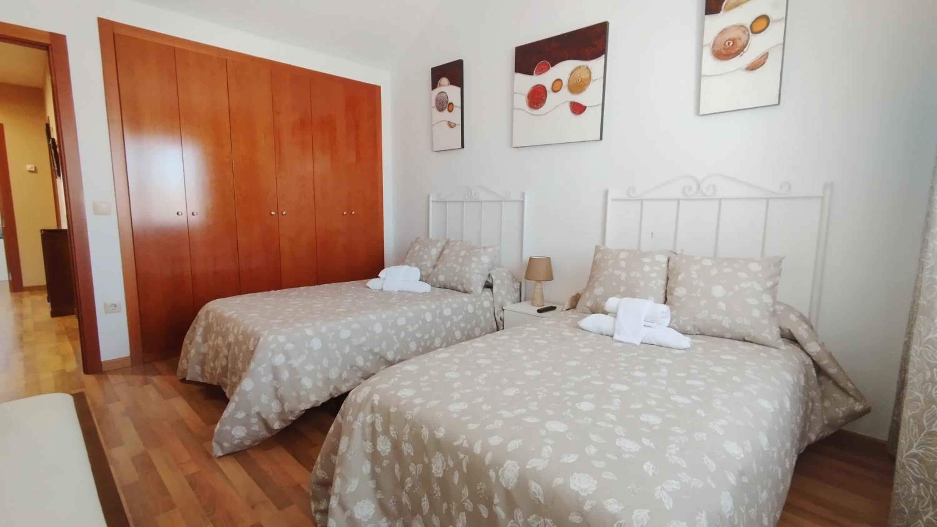 Casa de cuatro habitaciones