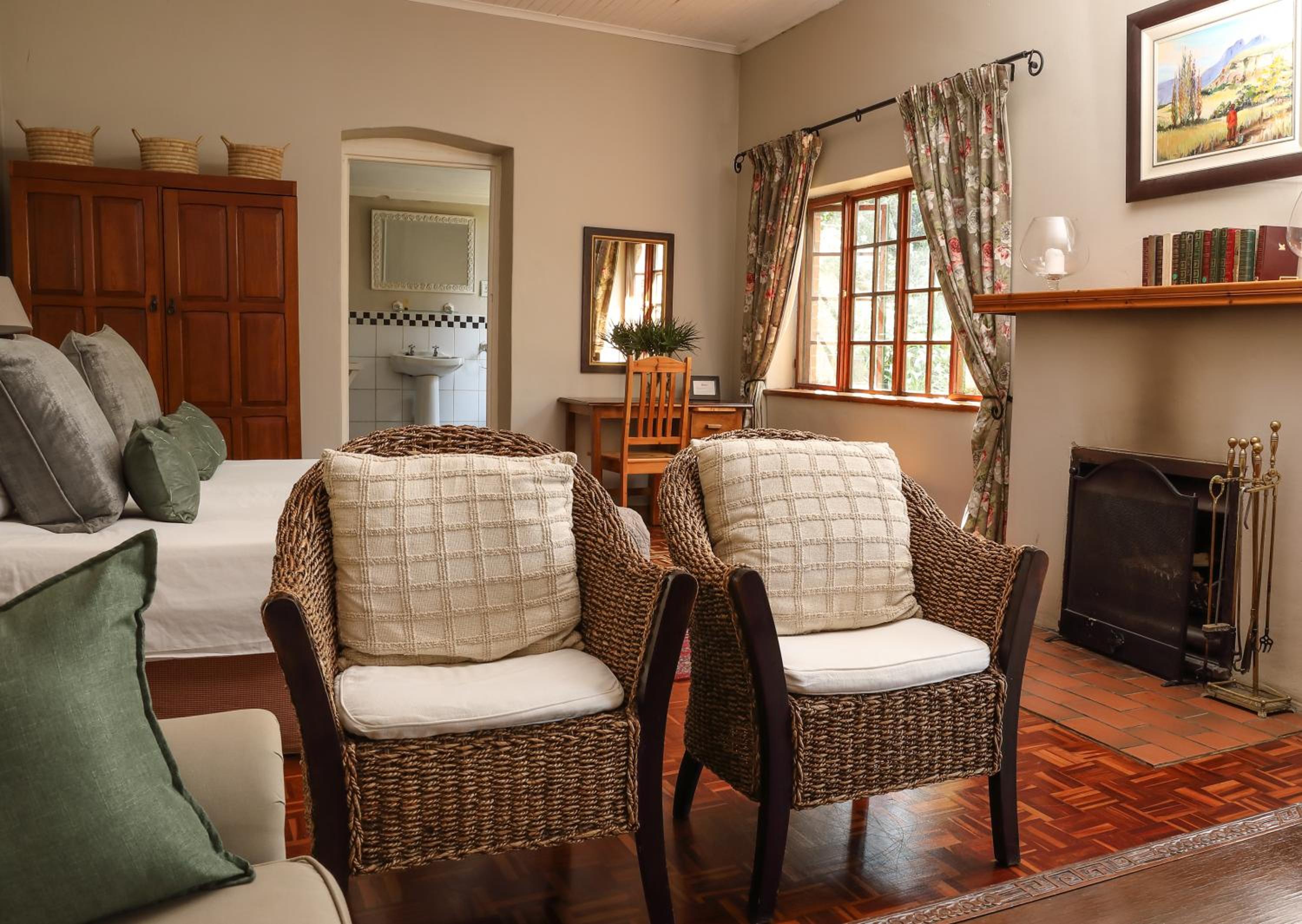 Superior Twin or Double Suite - Photo 1