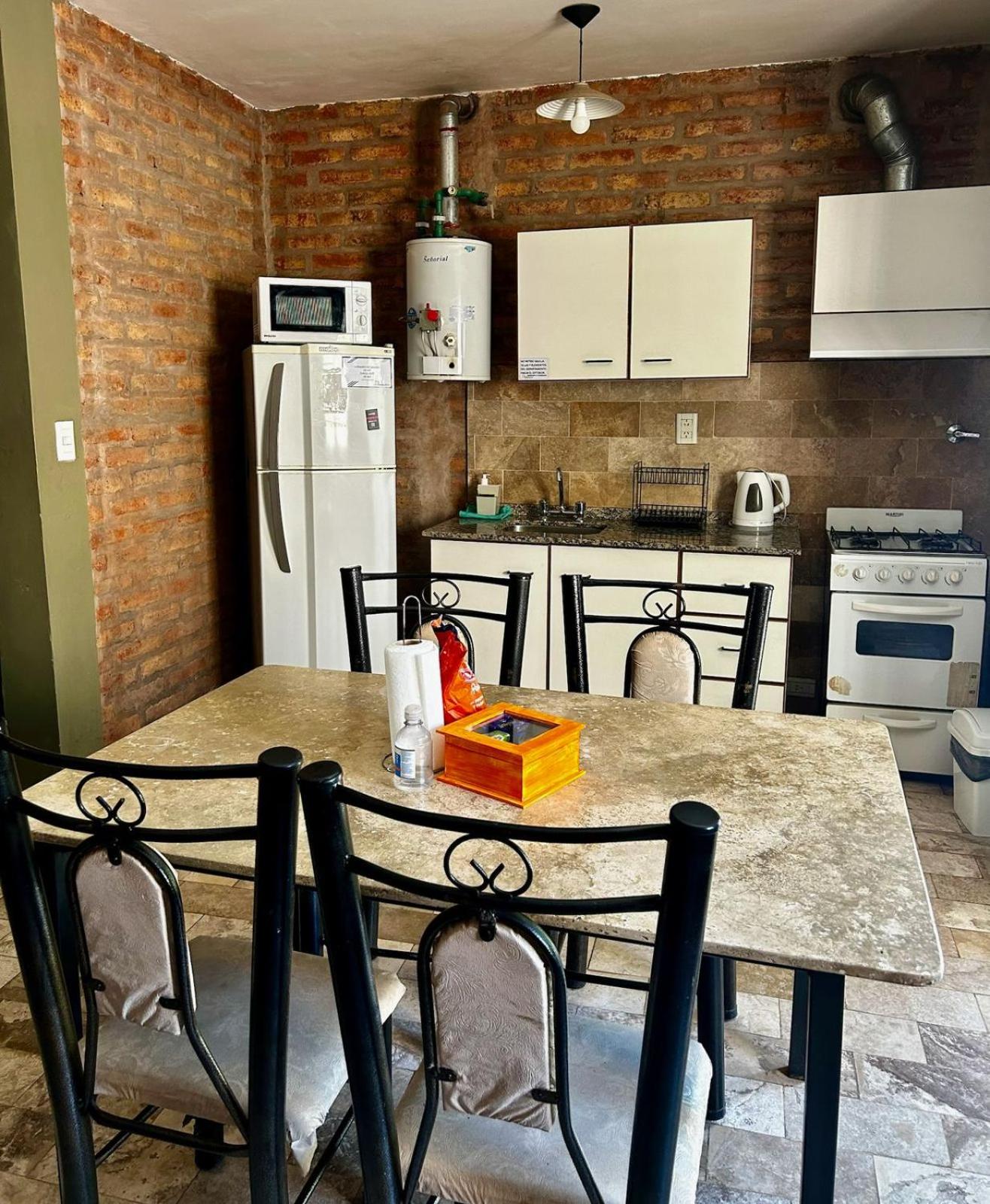 Apartment photo 3