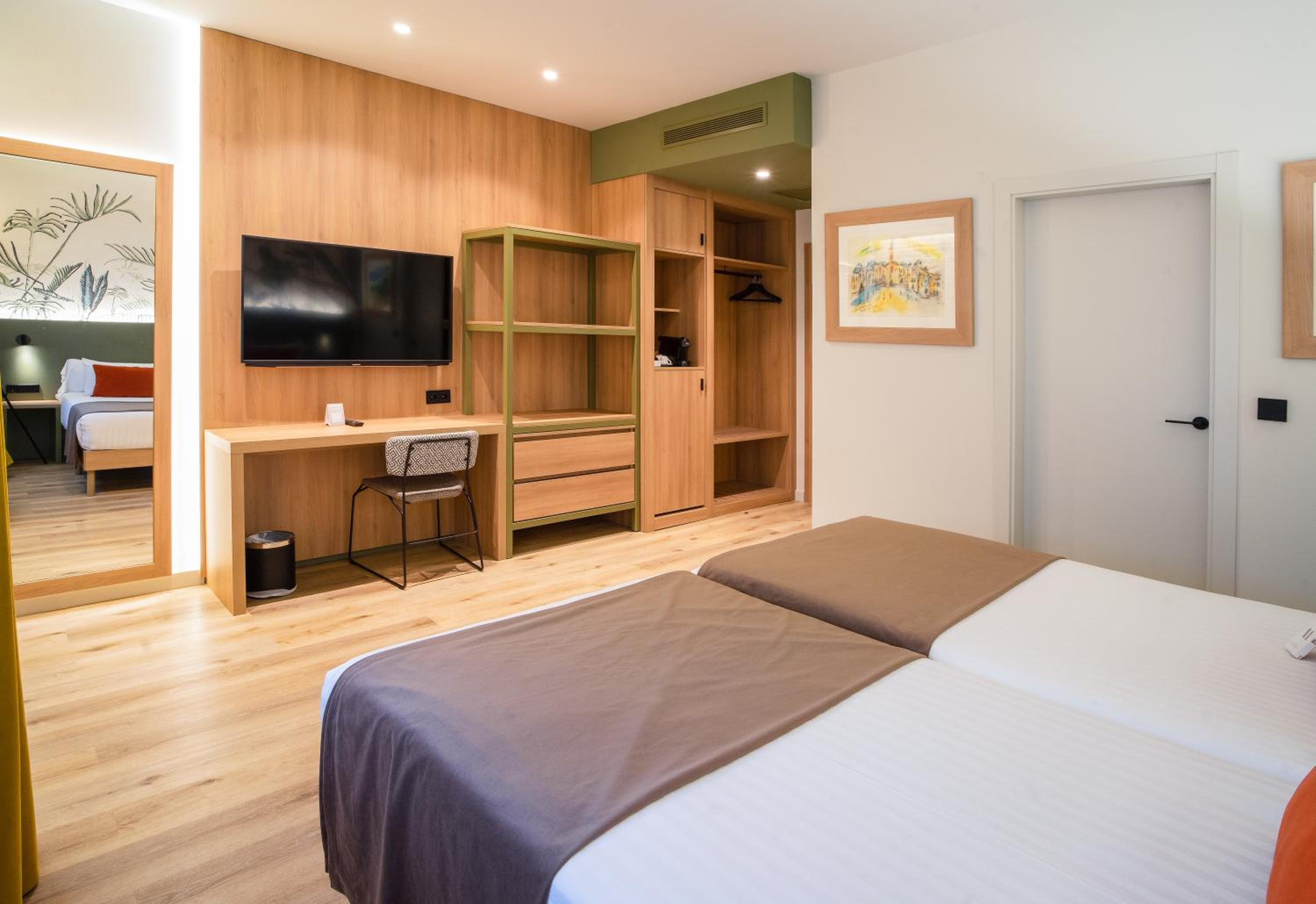 Premium Double Room - Photo 4