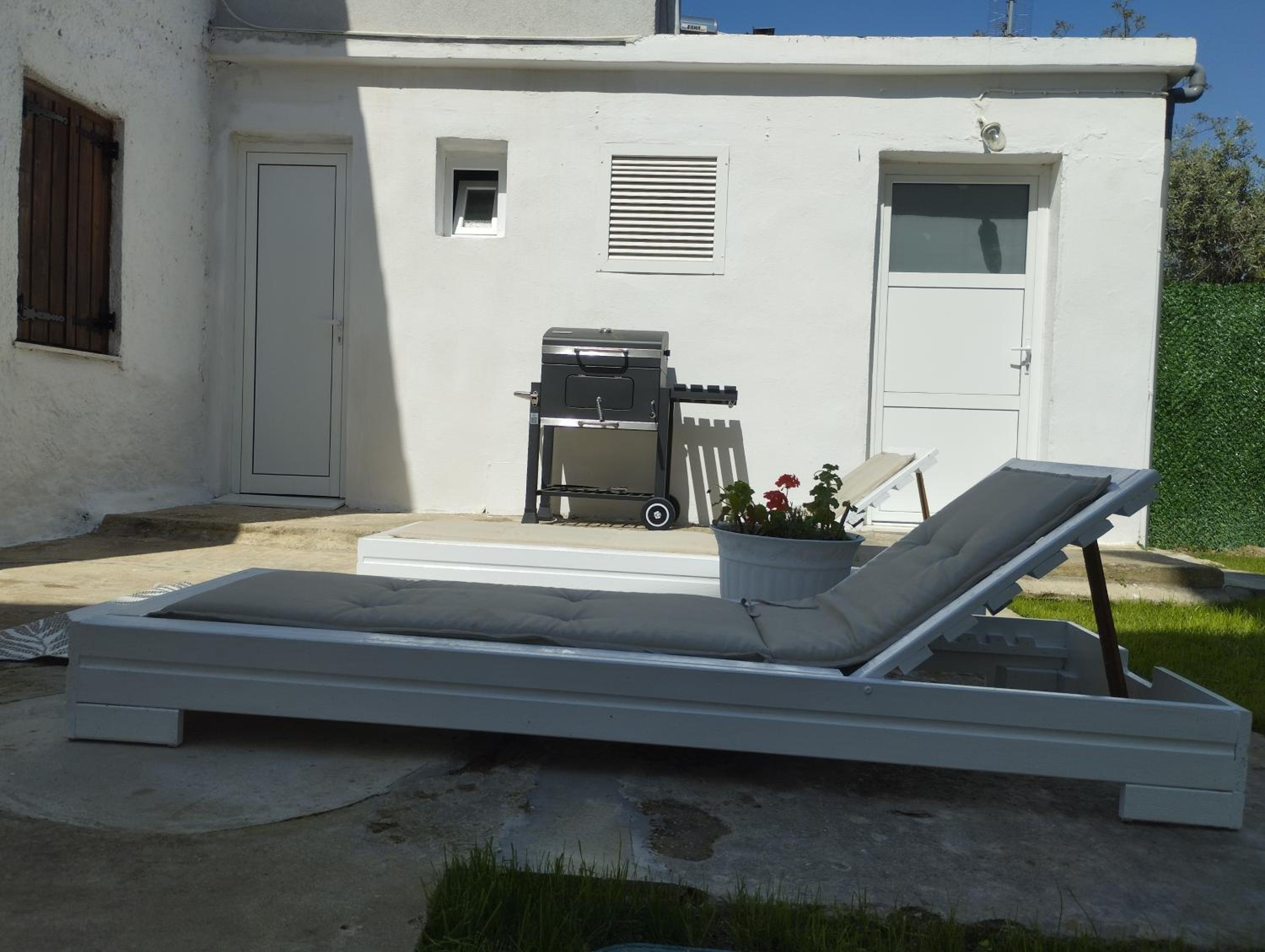 Three-Bedroom Villa photo 2