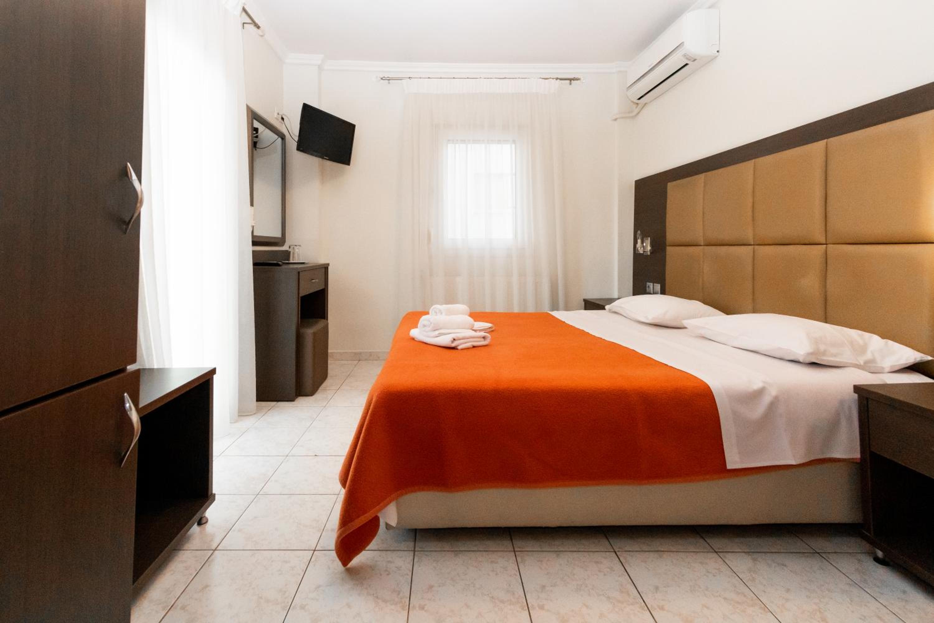 Double Room with Balcony and Sea View