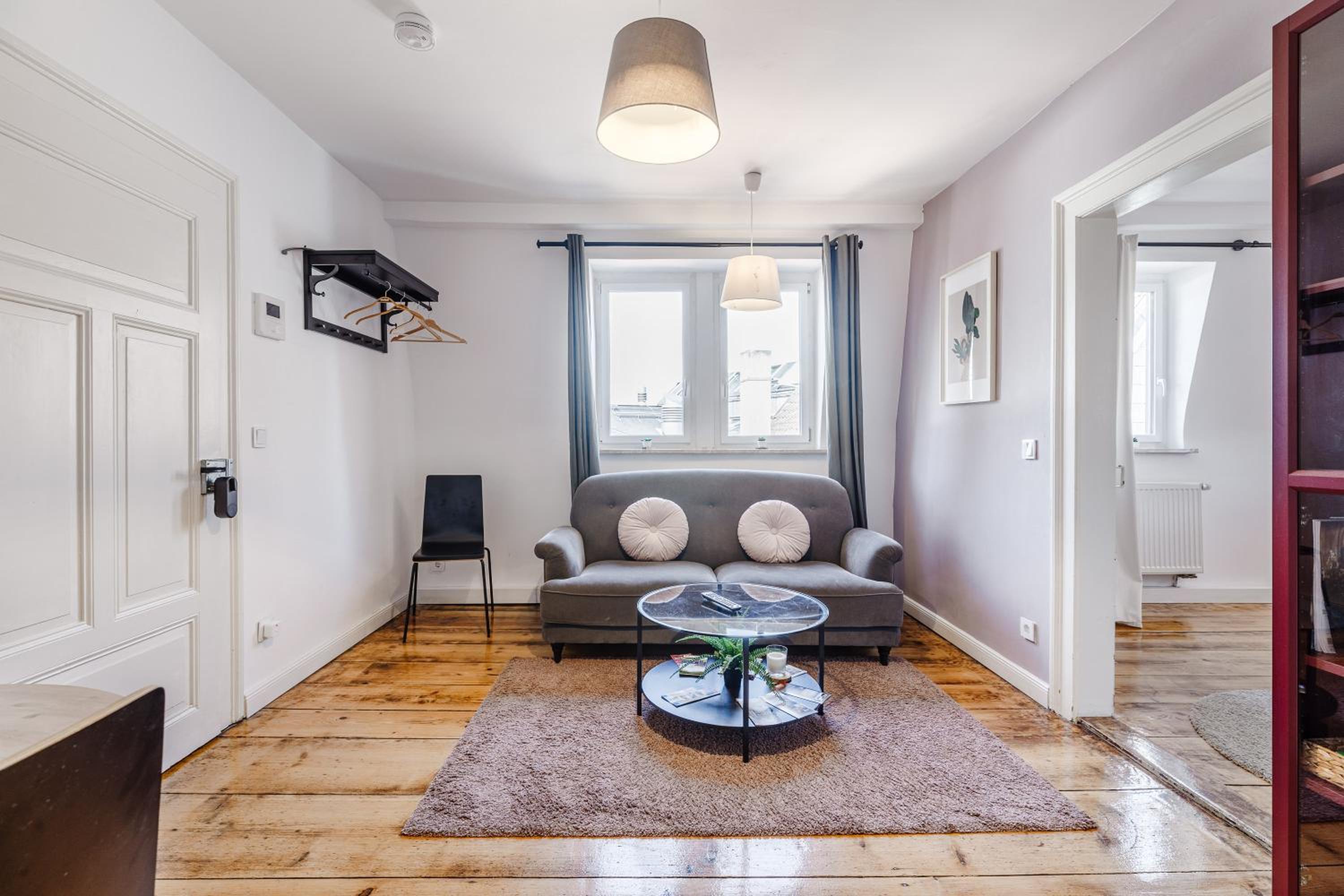 Two-Bedroom Apartment - Photo 11