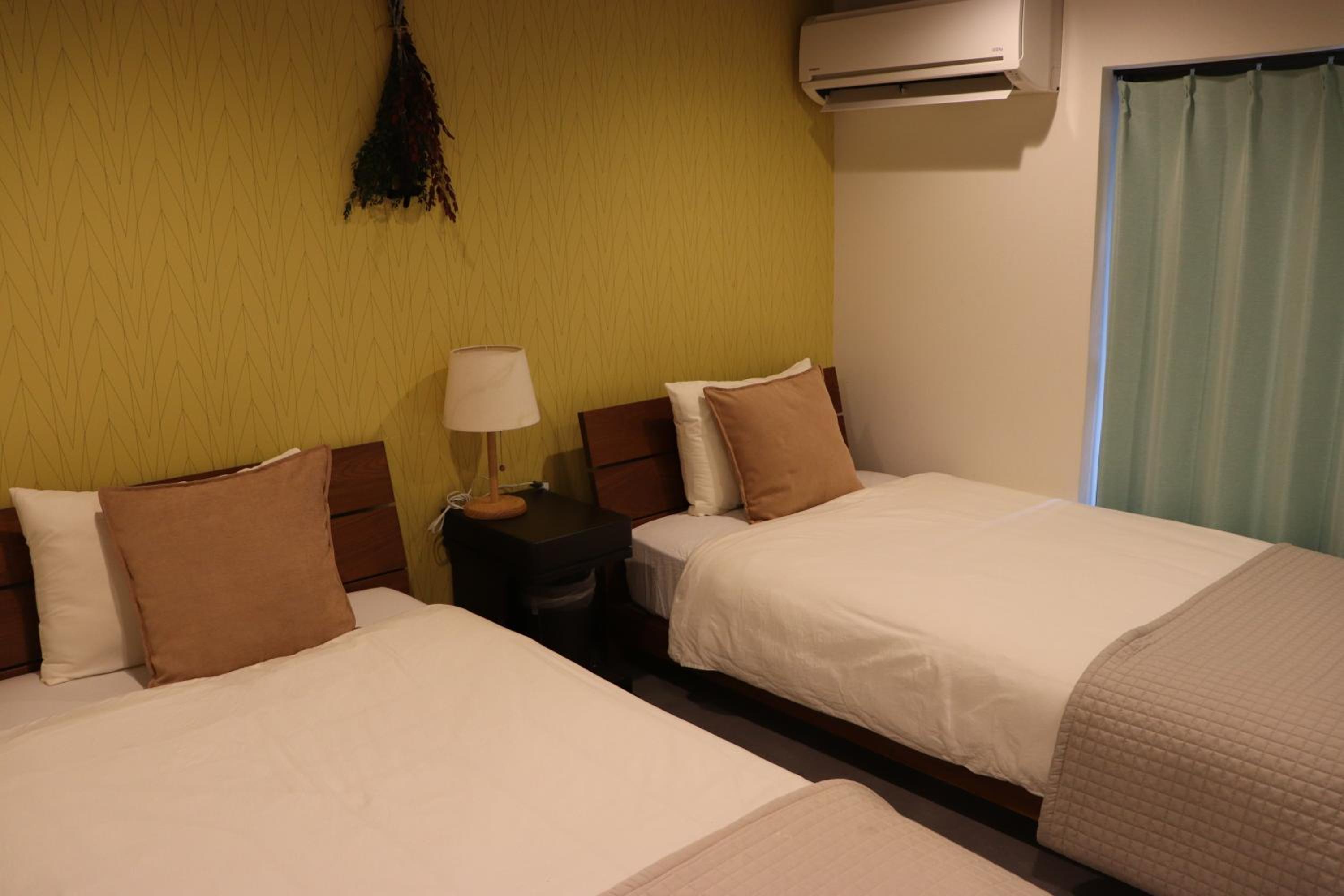 Two-Bedroom House - Photo 19