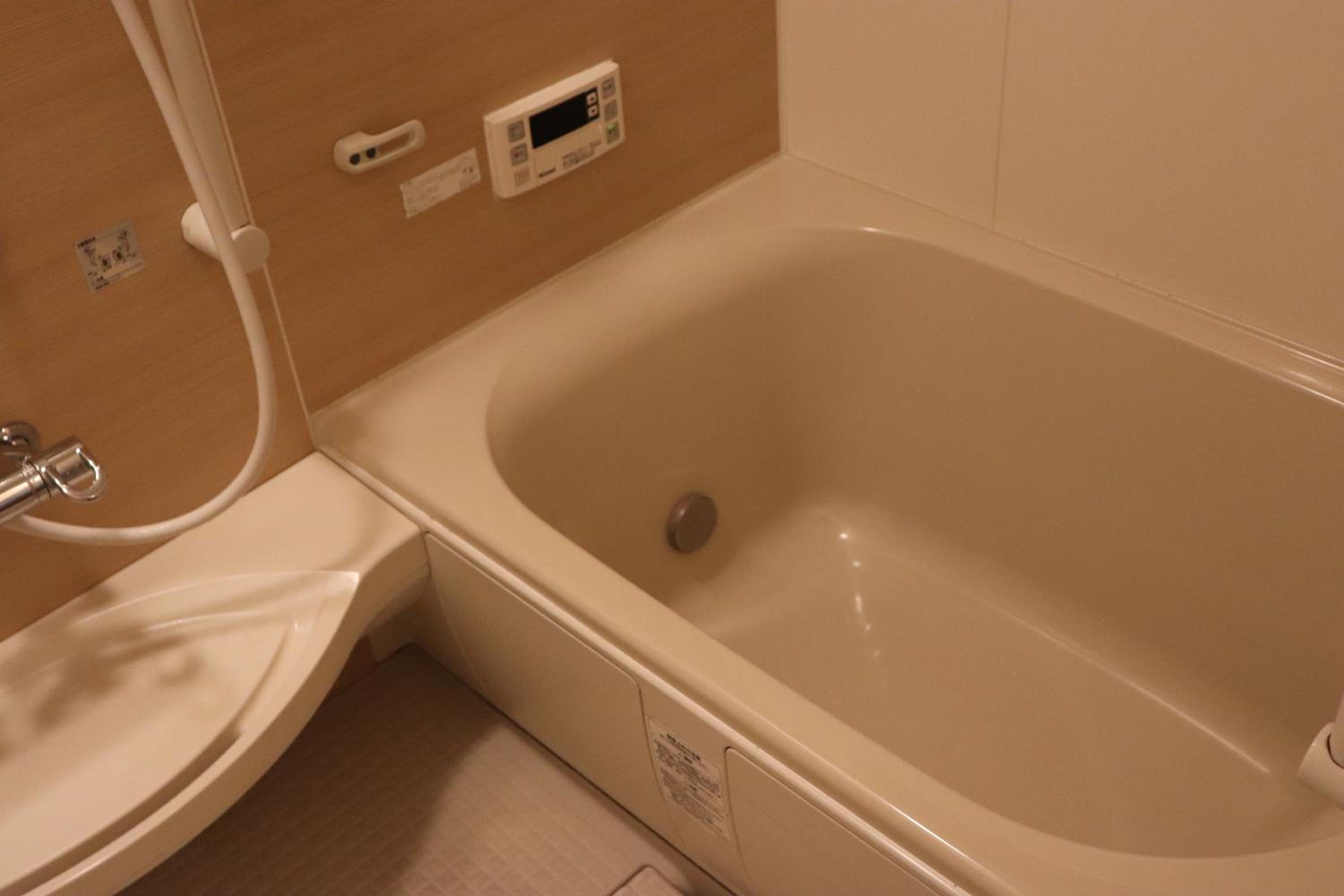 Two-Bedroom House - Photo 4