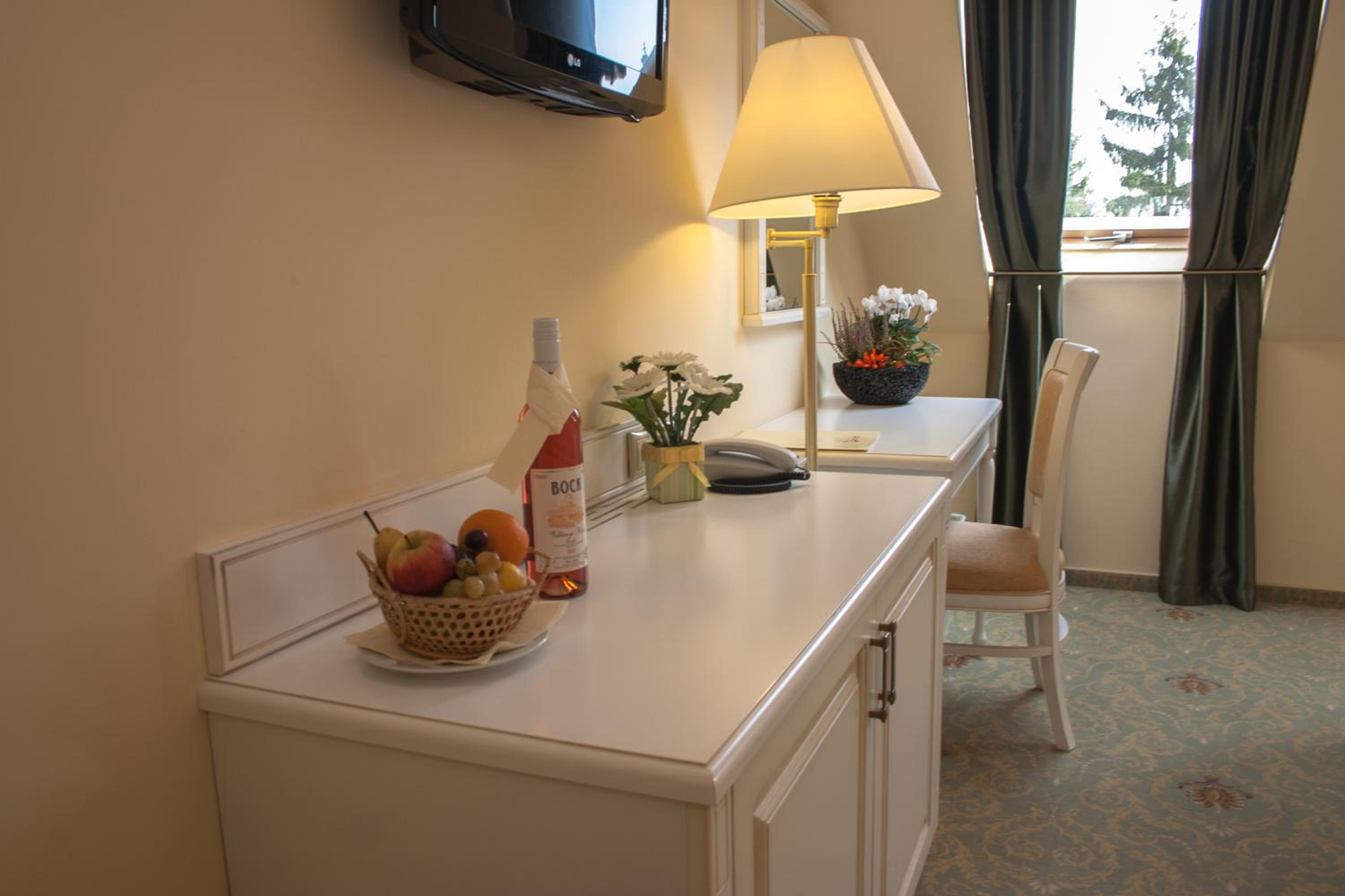 Superior Twin Room - Photo 4