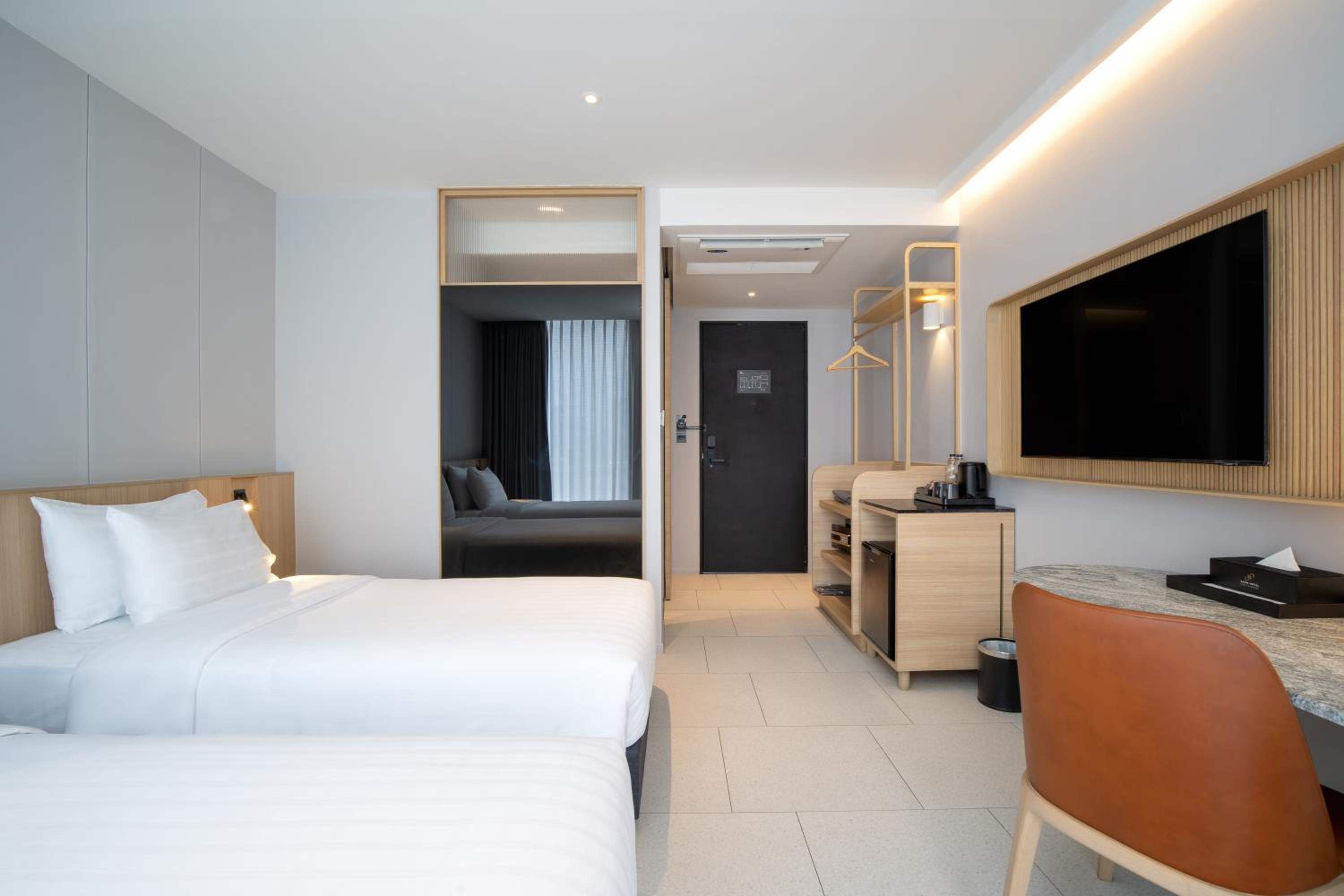 Deluxe Twin Room photo 3