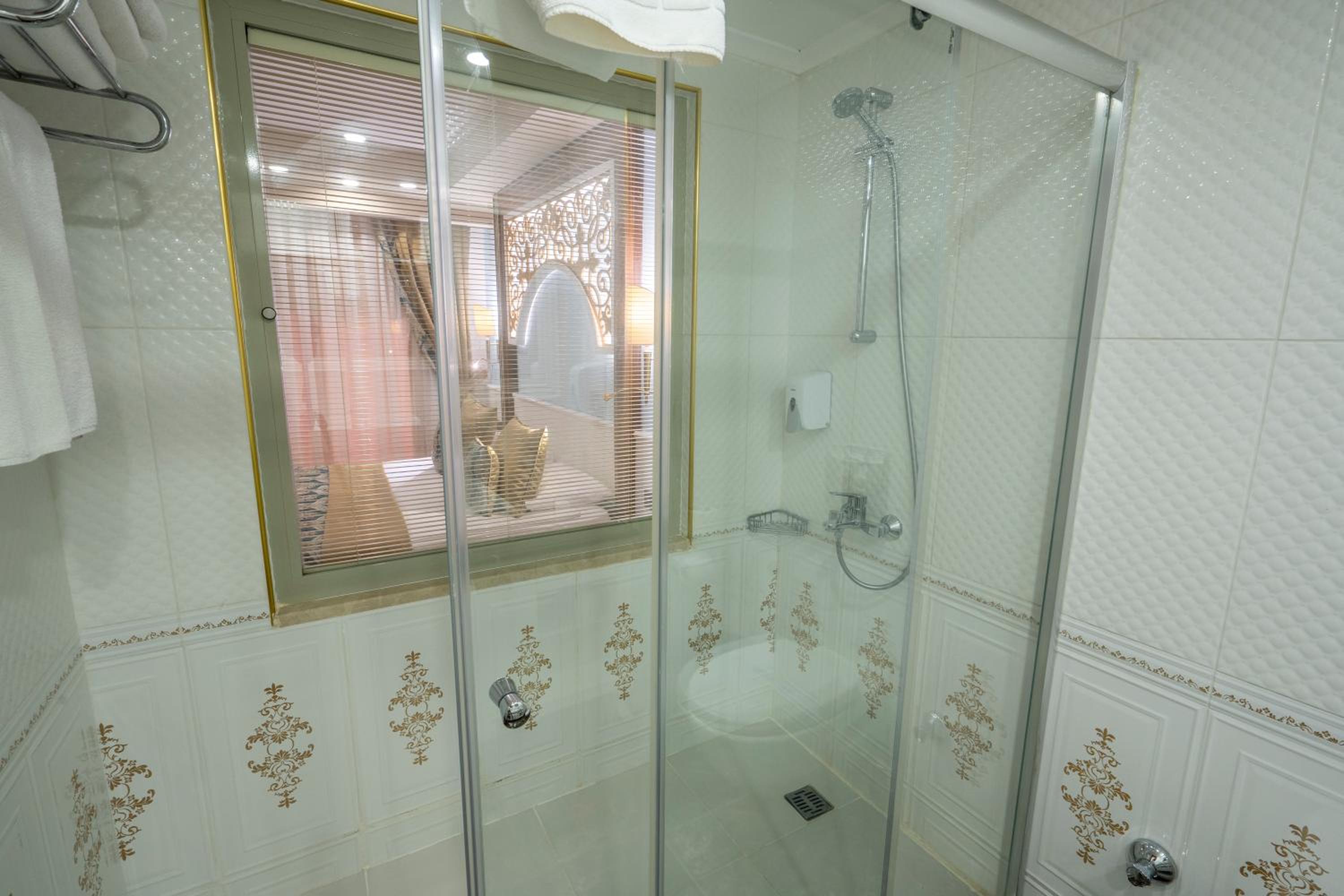 Double Room with Sea View photo 2