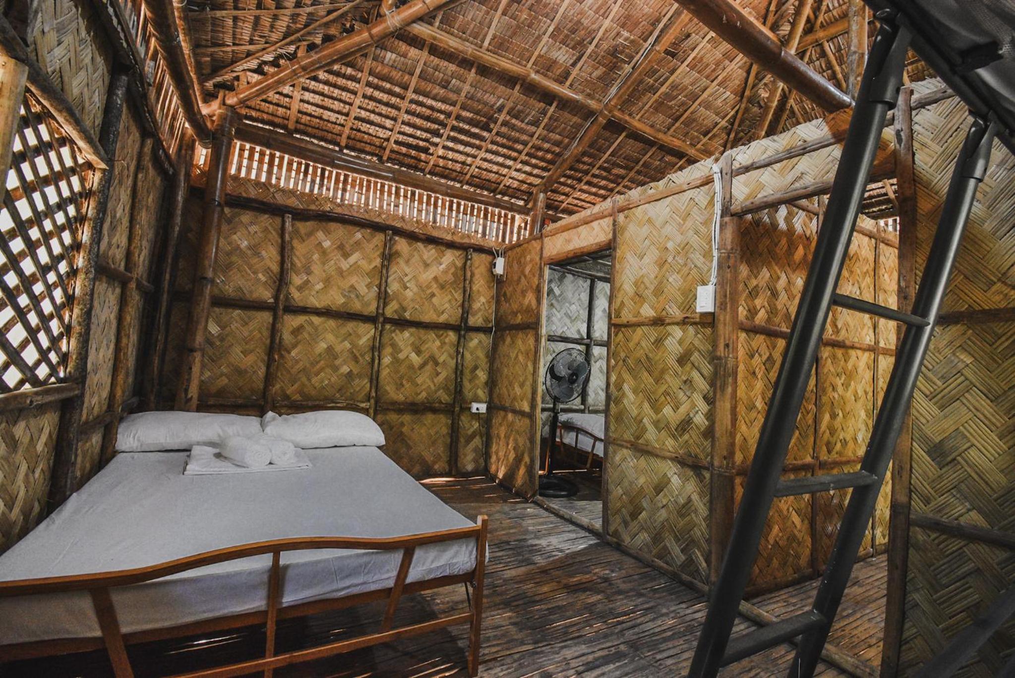 Bed in 6-Bed Dormitory Room photo 1