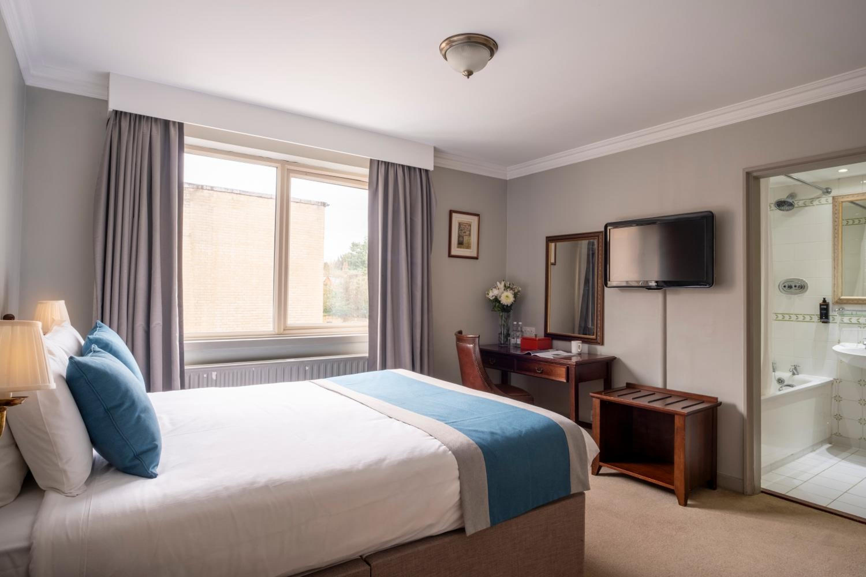 Classic Double Room