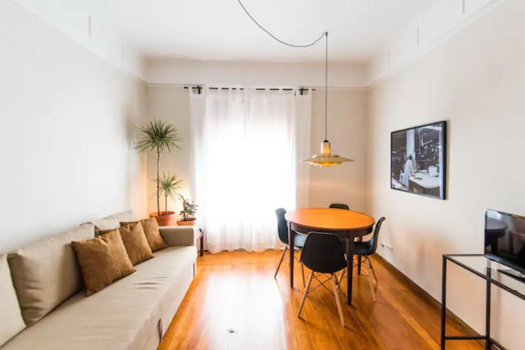Studio Apartment - Photo 15