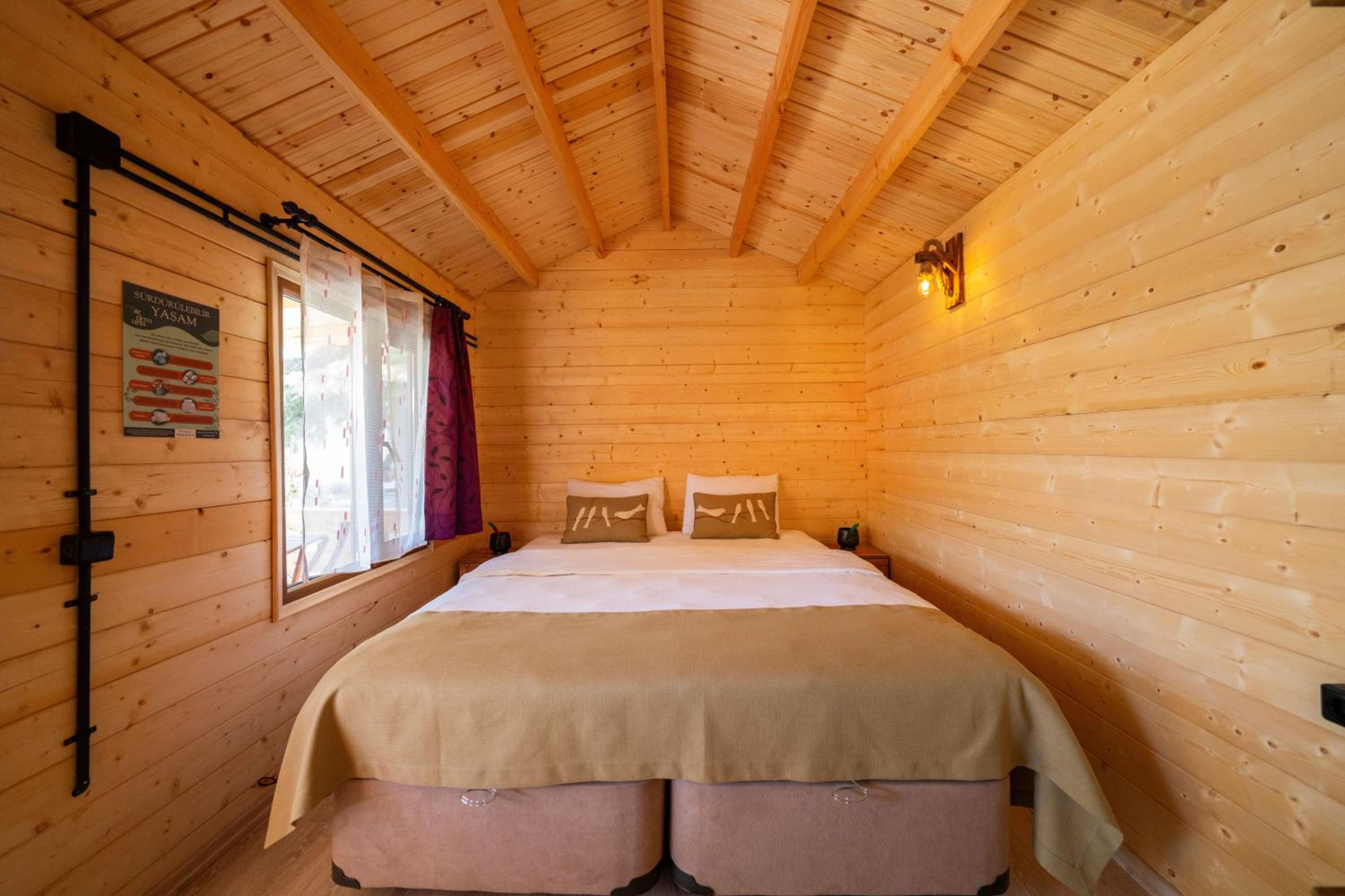 One-Bedroom Bungalow