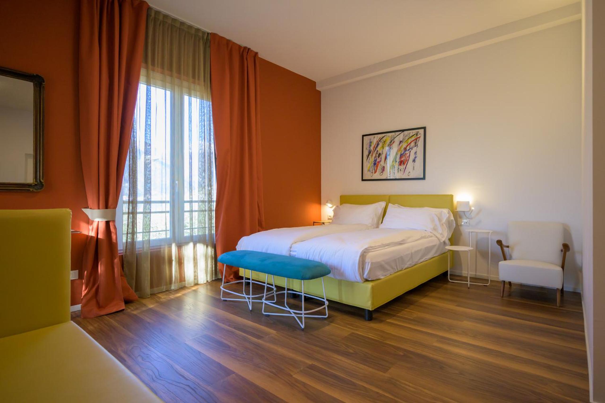 Deluxe Double or Twin Room with Lake View