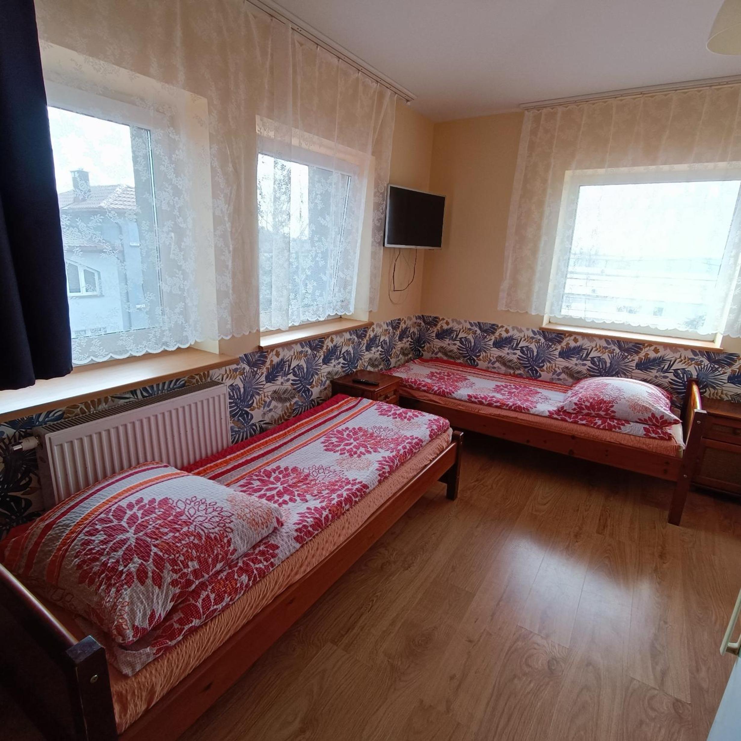 Standard Quadruple Room - Photo 4