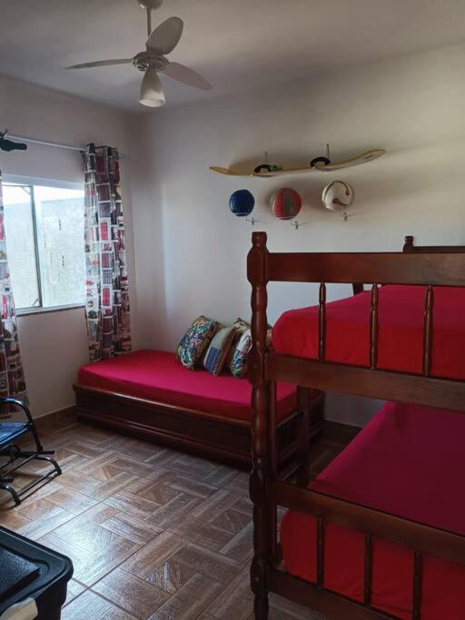 Three-Bedroom House photo 3