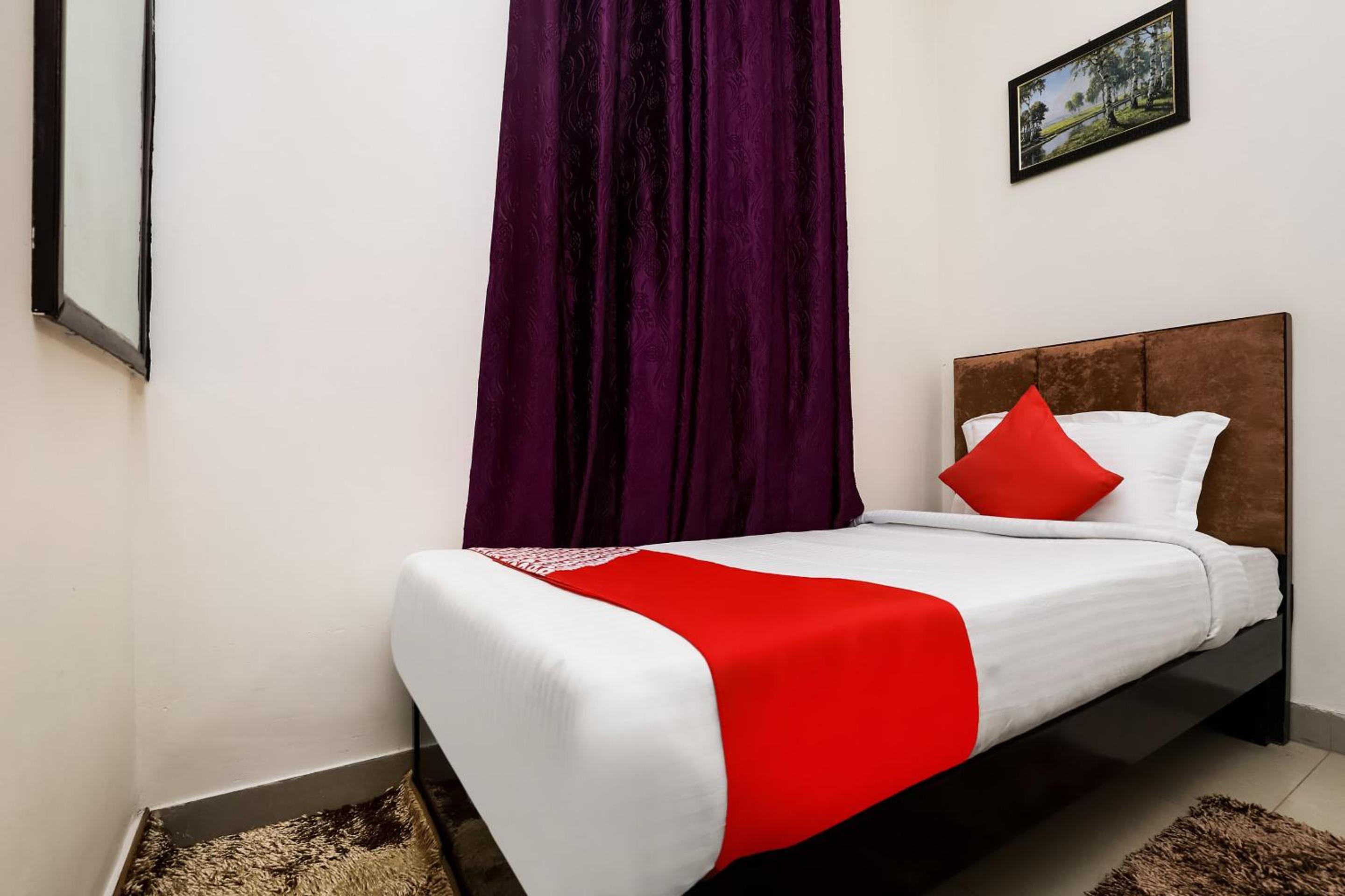 Small Single Room