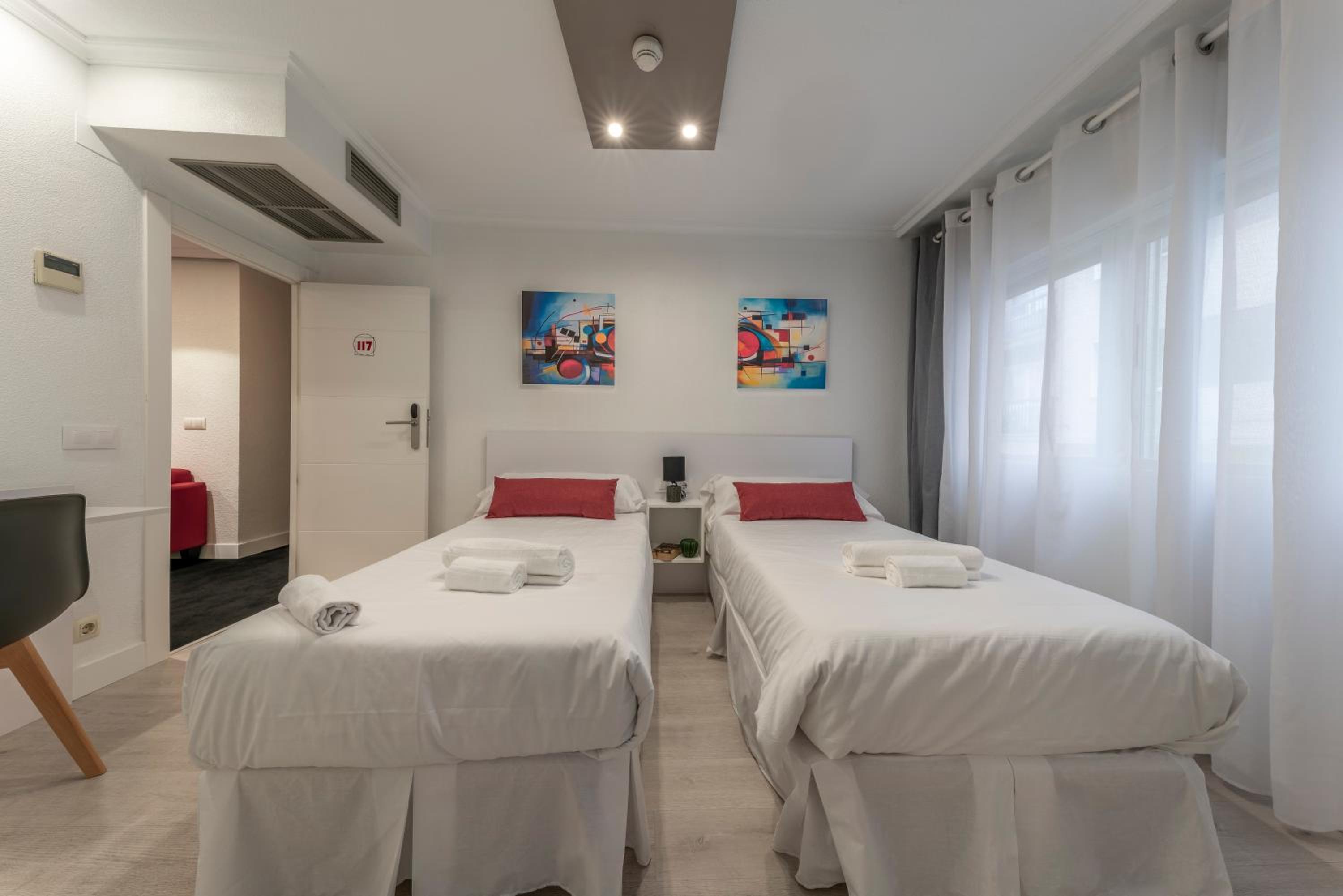 Double Room - Photo 1
