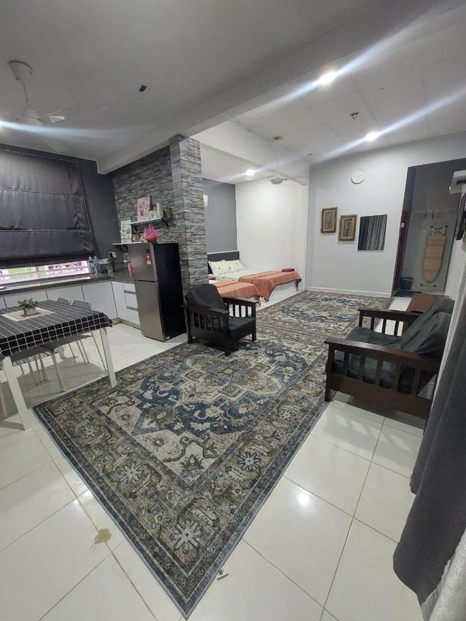 Family Studio photo 2