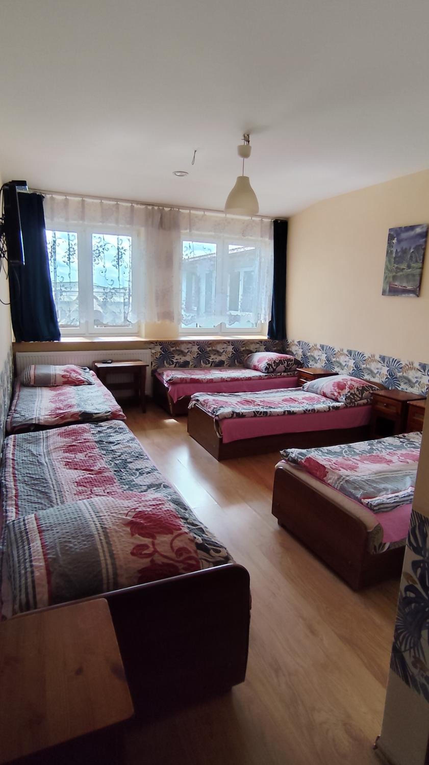 Family Room (5 Adults)