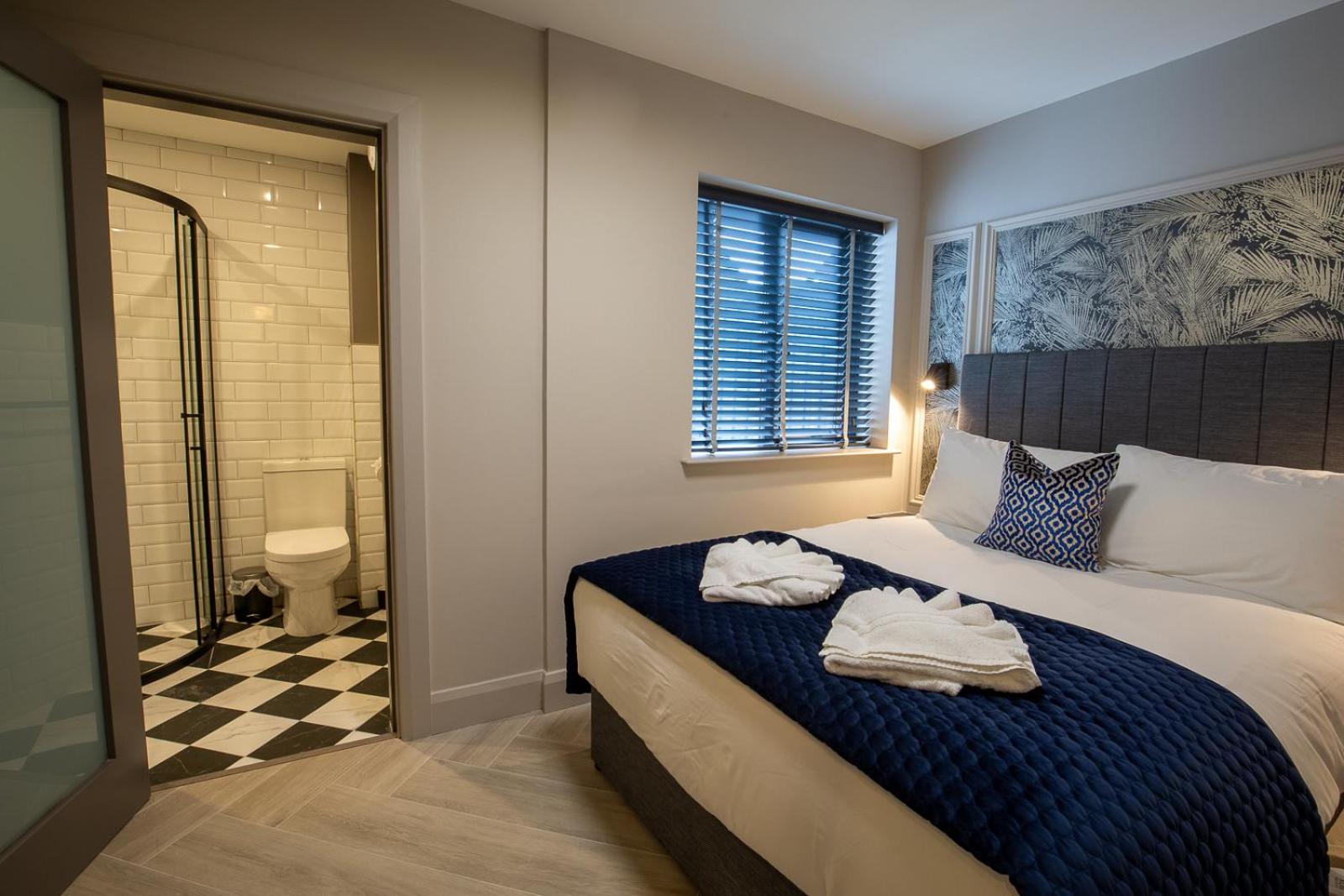 Small Double Room - Photo 1