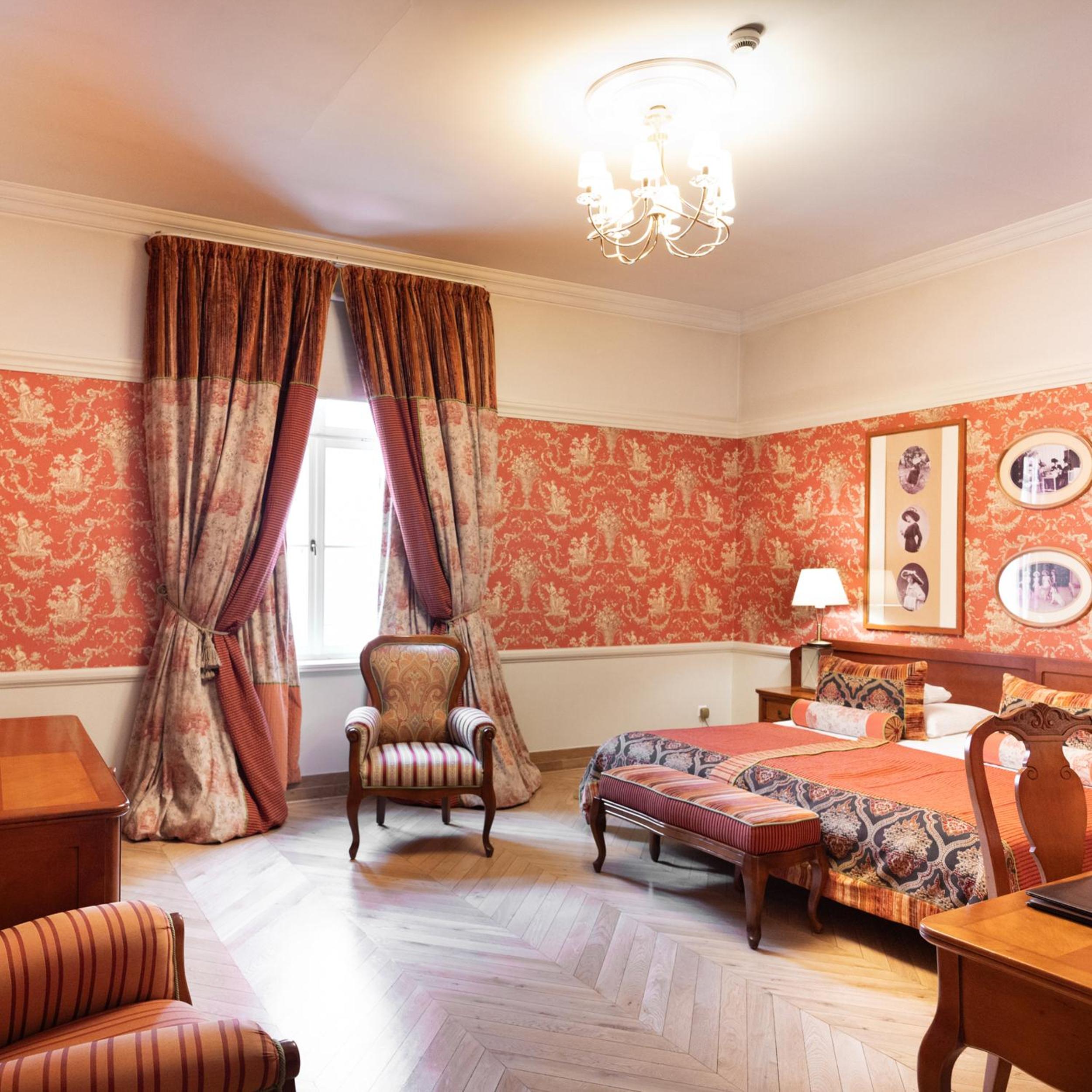 Superior Double or Twin Room - Photo 2