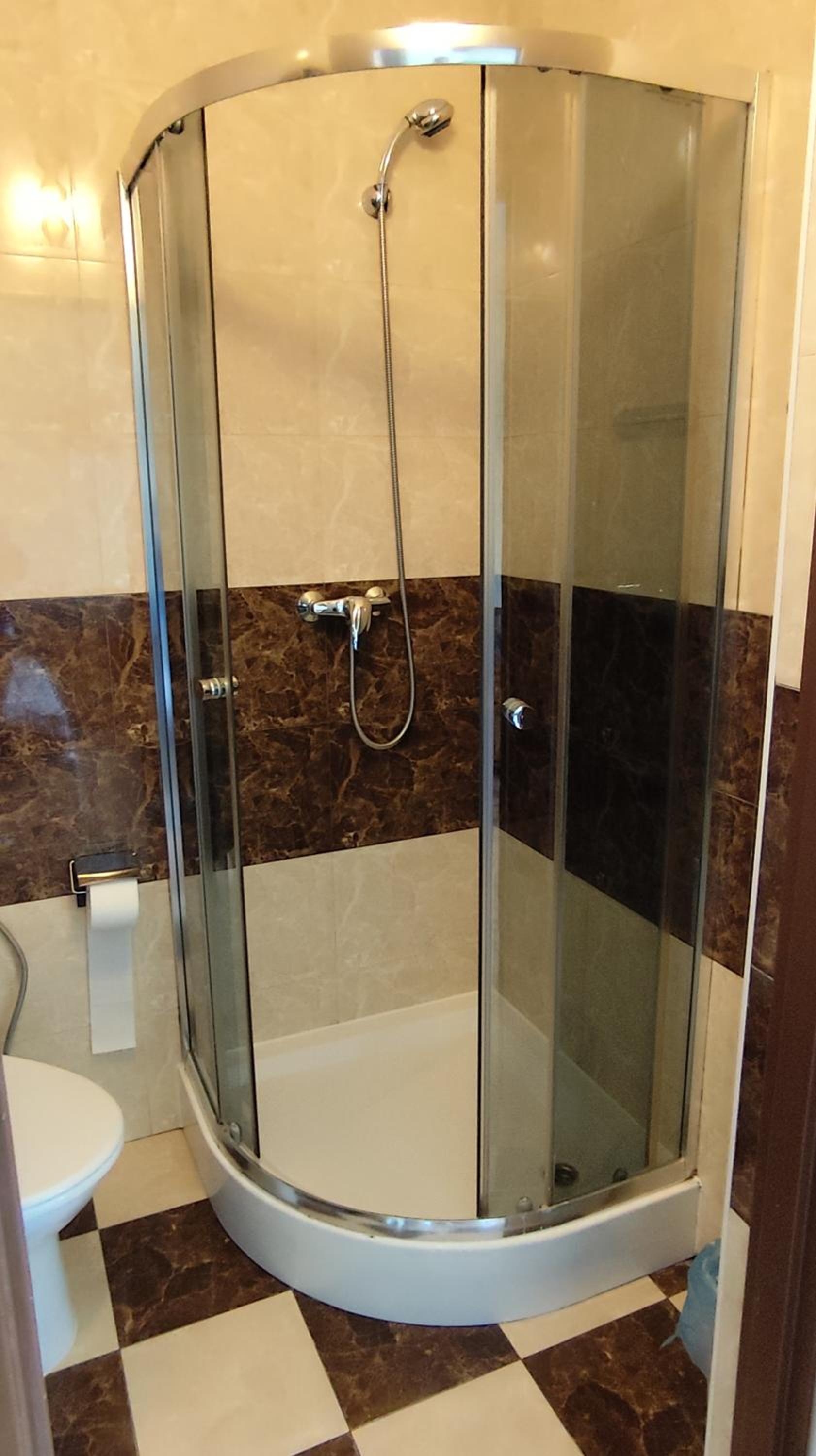 Standard Twin Room - Photo 3