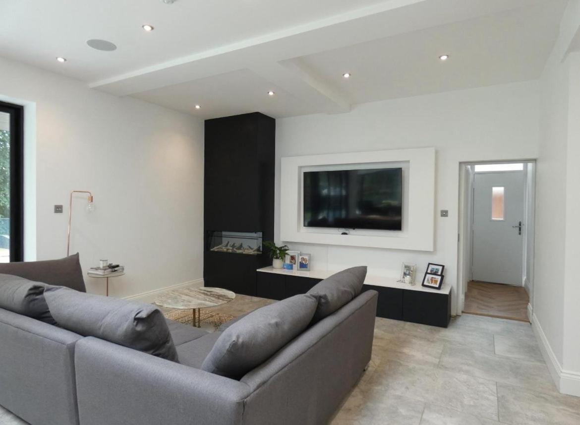 Four-Bedroom House photo 1