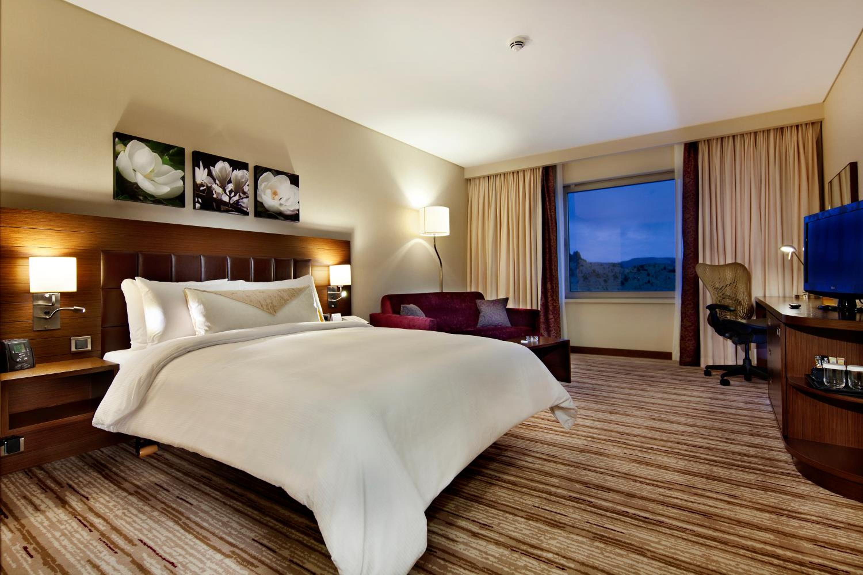Queen Room