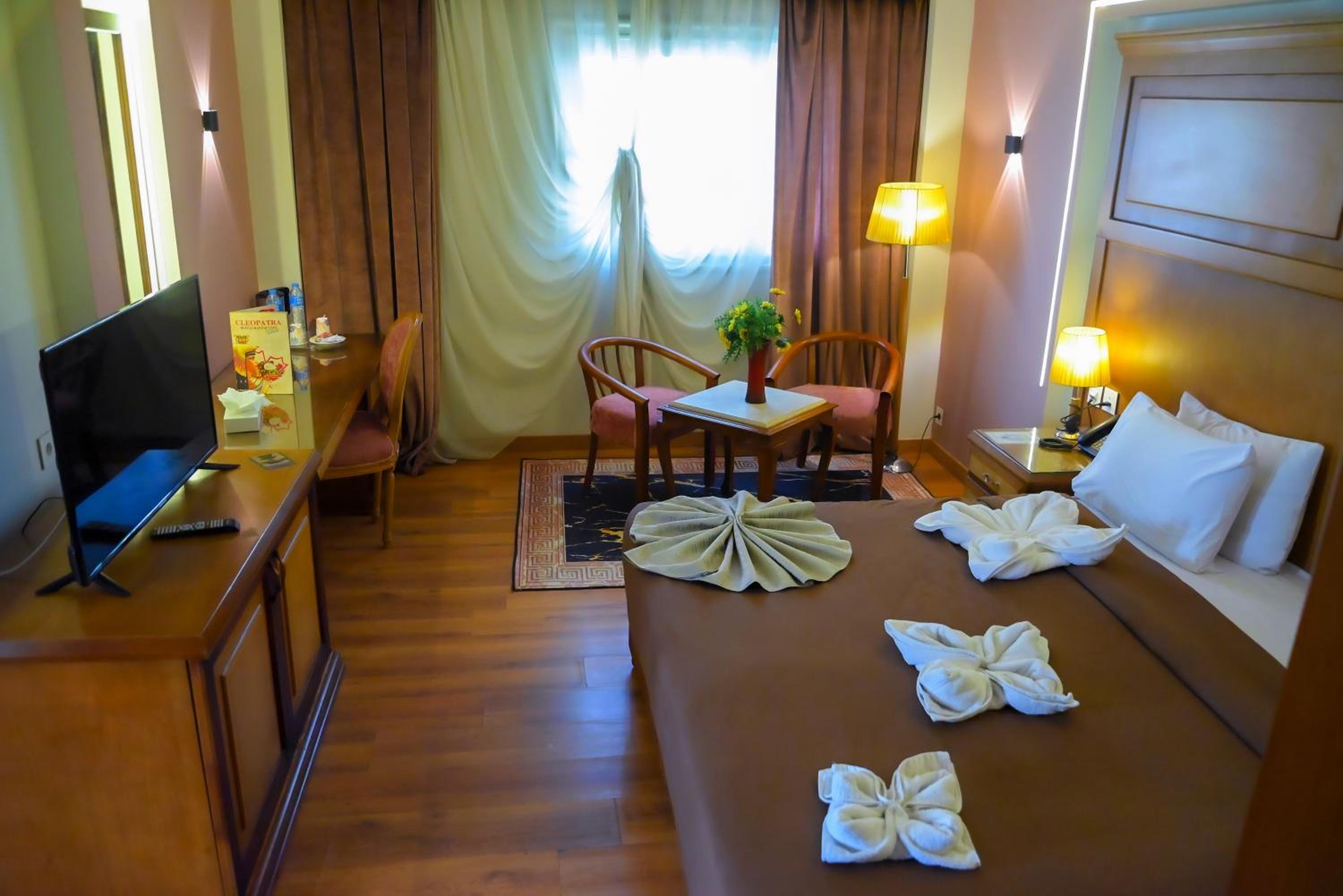 Junior Suite Nile view