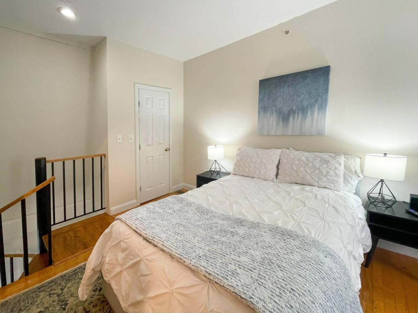 Two-Bedroom Apartment photo 2