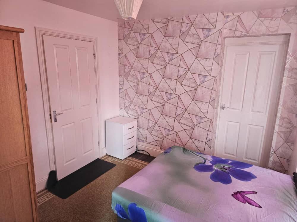 Double Room with Private Bathroom photo 3