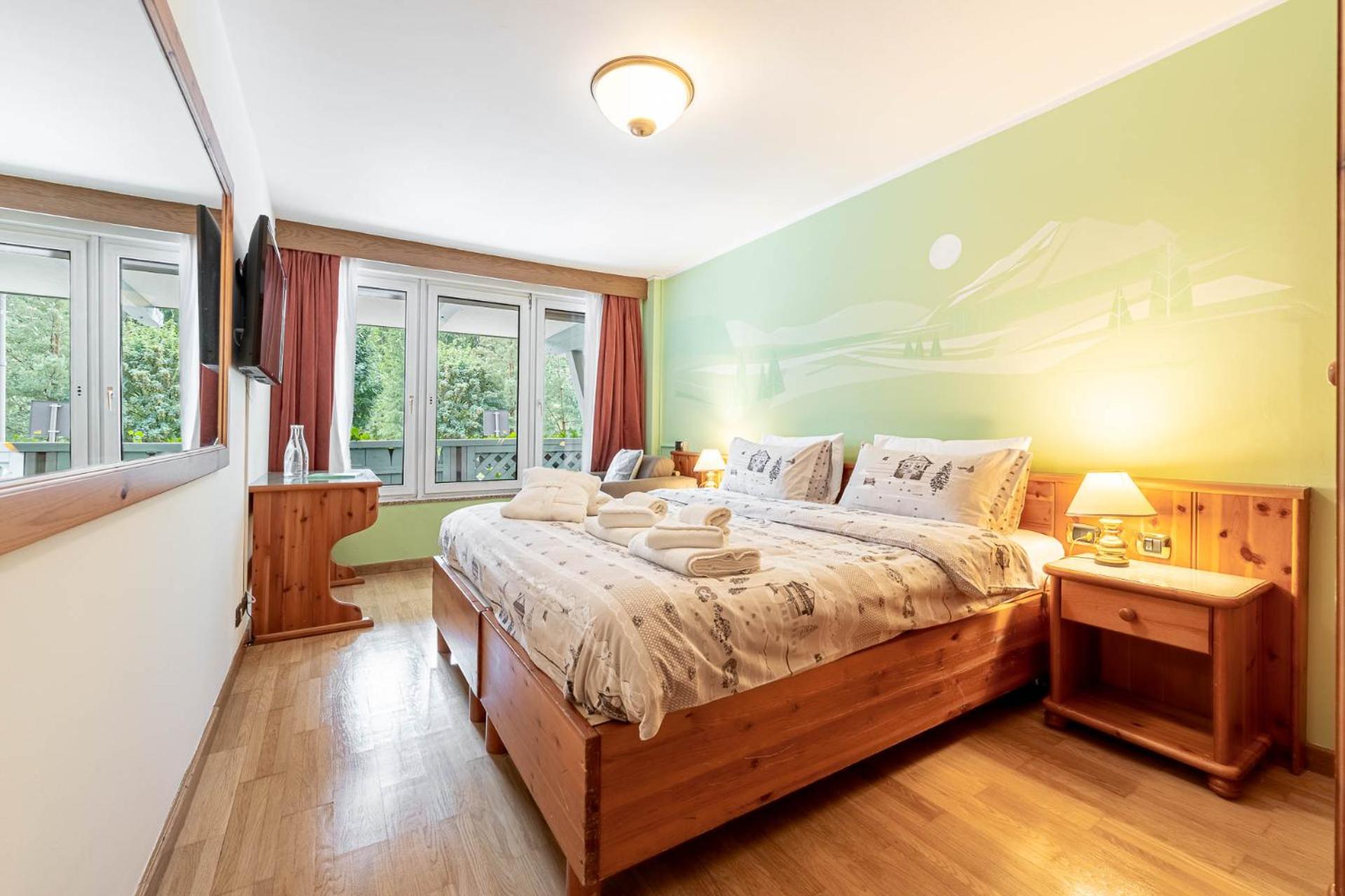 Standard Double or Twin Room - Photo 4